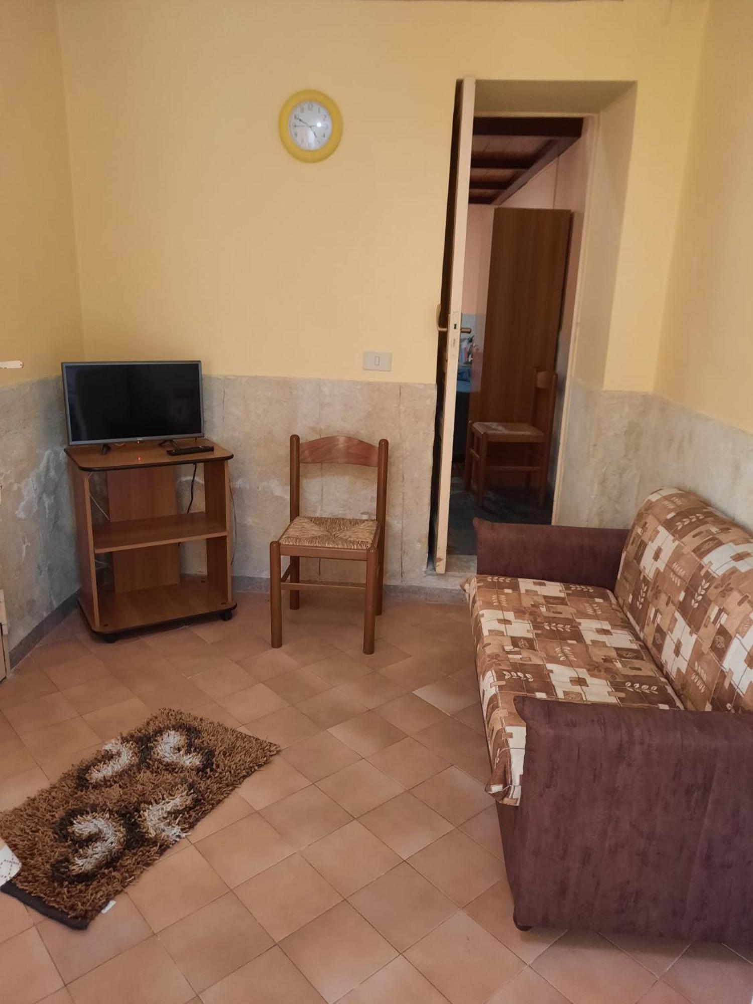 Casa sotto l'Etna