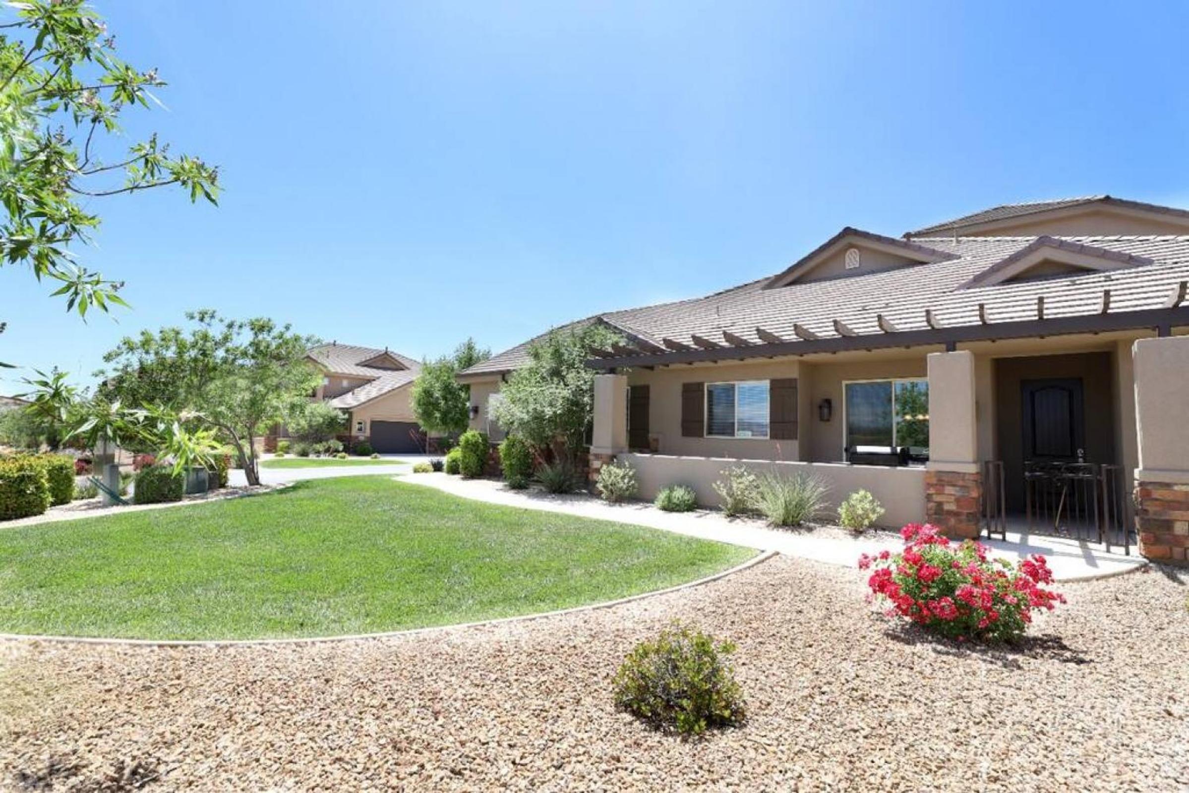 Casa Del Osos with Yard Pool and Spa view 3