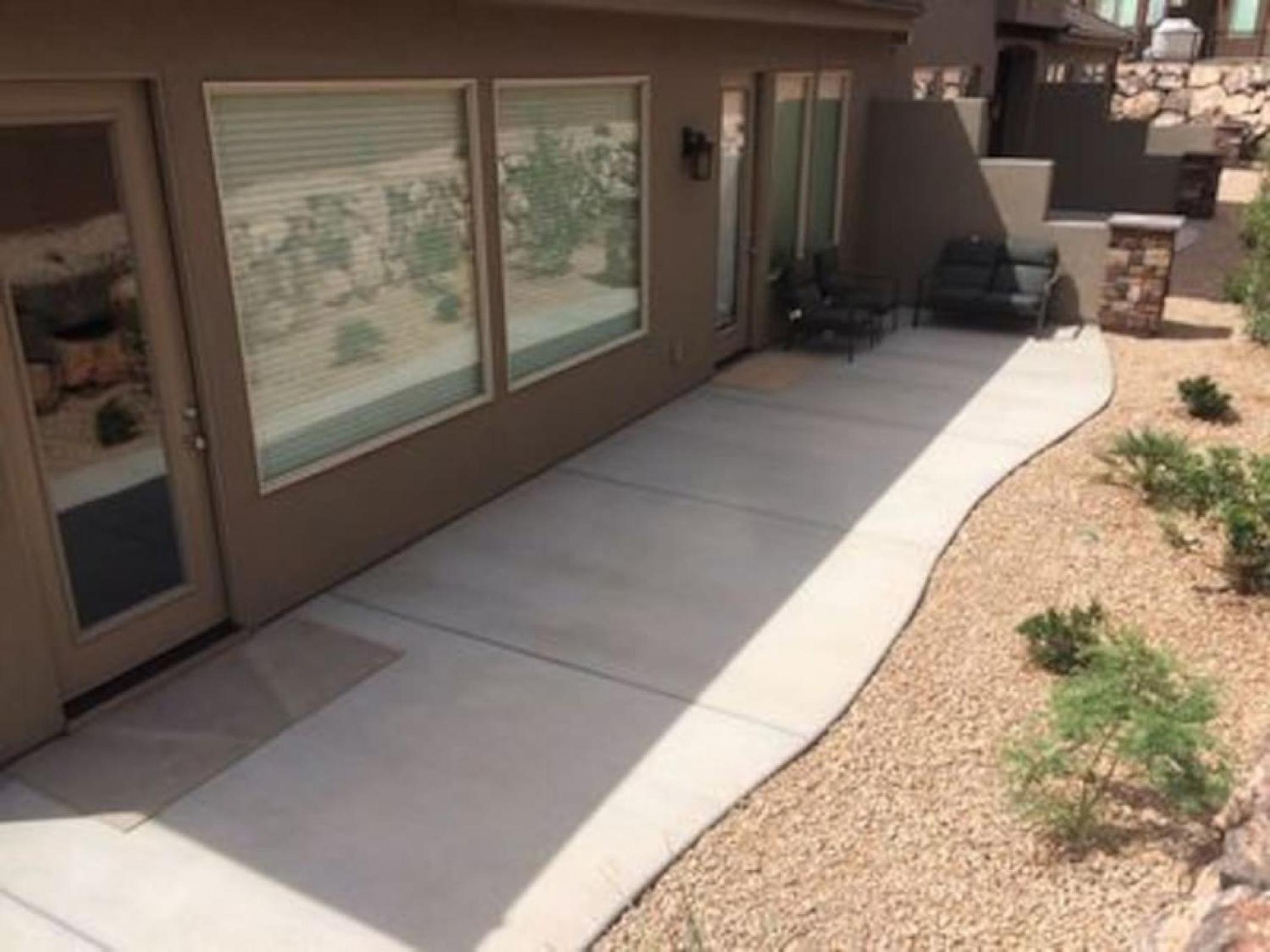 Casa Del Osos with Yard Pool and Spa view 4