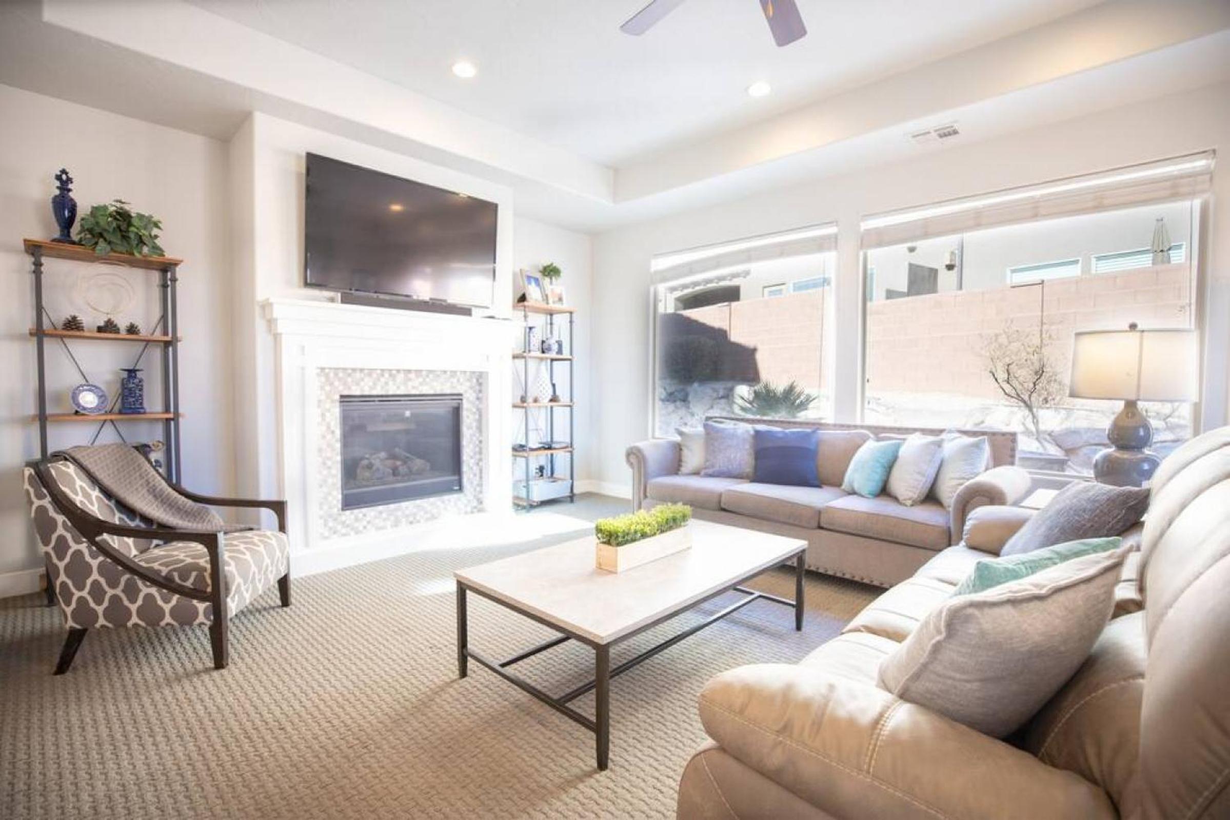 Casa Del Osos with Yard Pool and Spa view 5