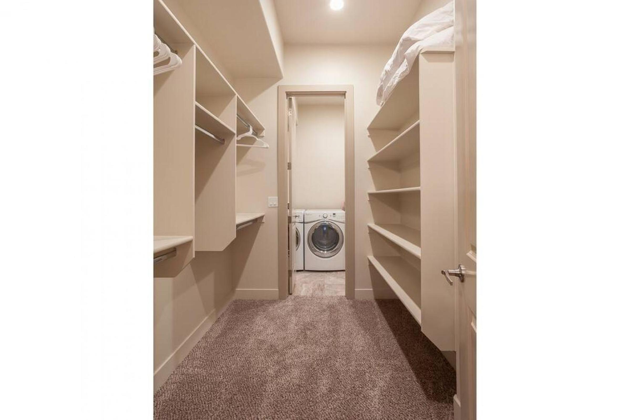 Desert Lily I Spacious End Unit I Clubhouse I Golfing I Kid Friendly view 3