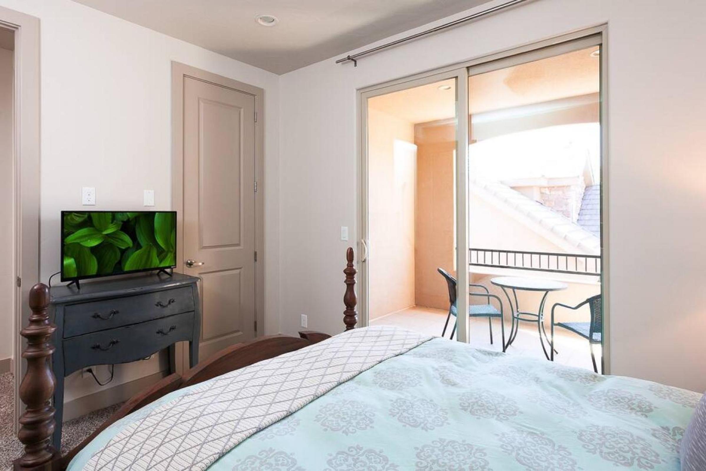 Desert Lily I Spacious End Unit I Clubhouse I Golfing I Kid Friendly view 5