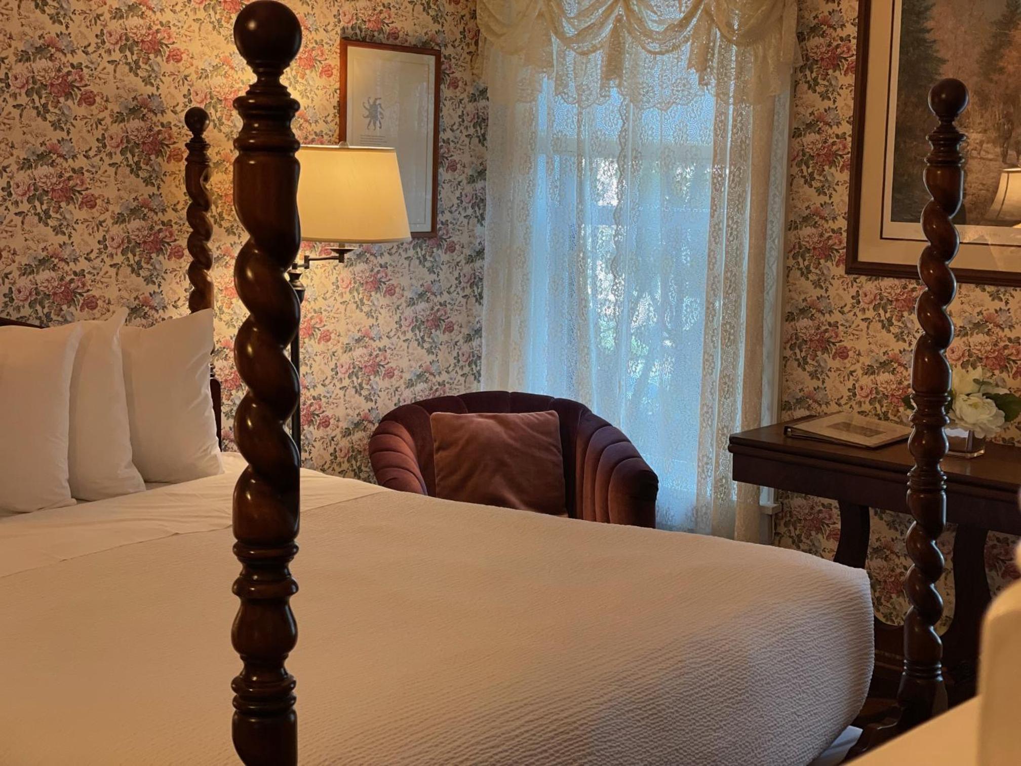 Central House Inn