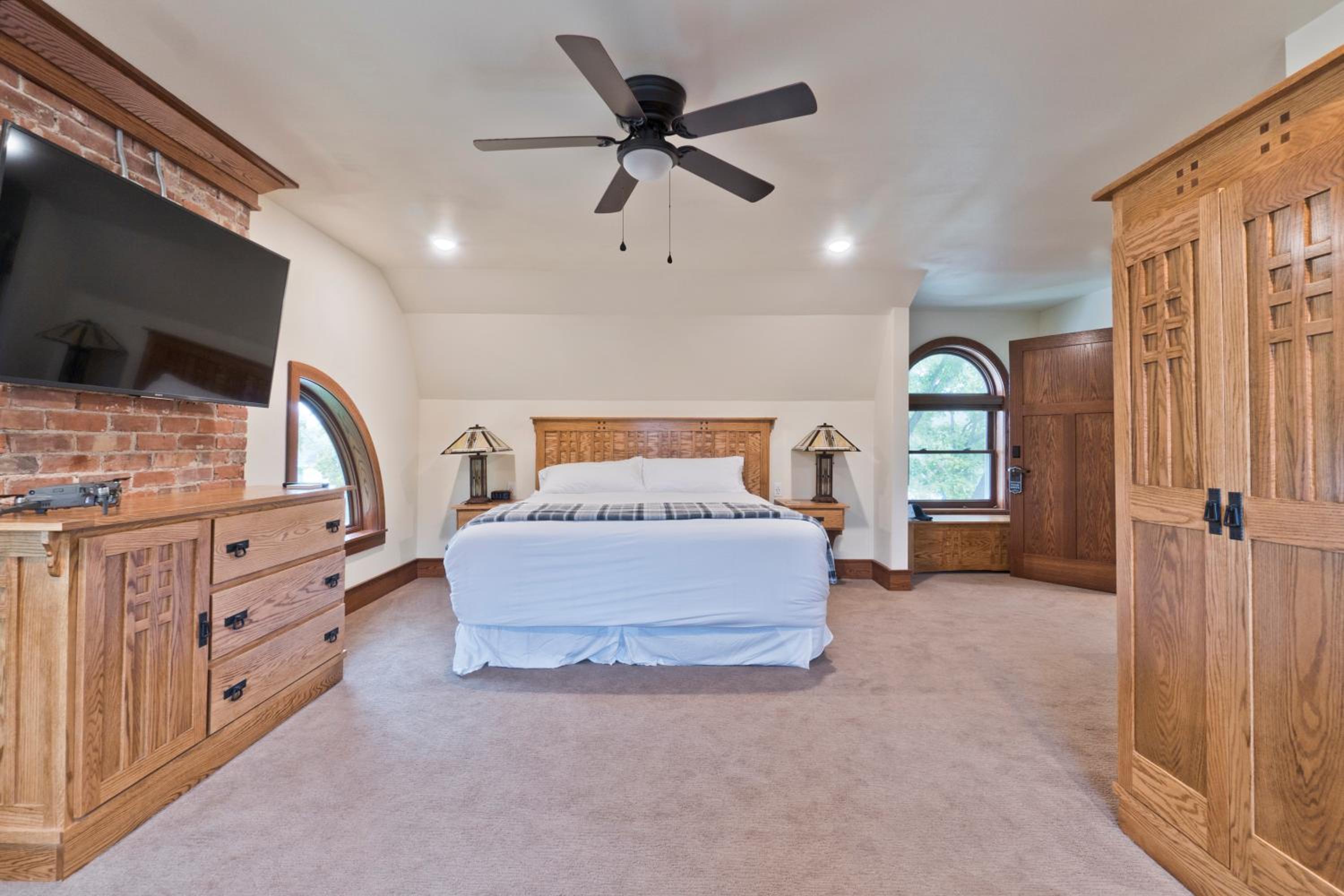 Main Street Inn view 2