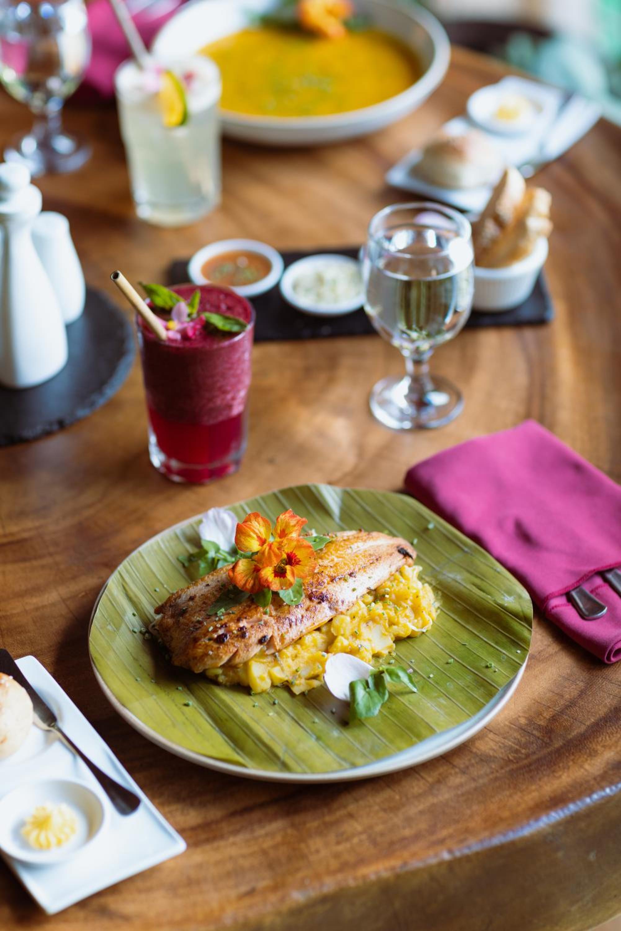 Trogon Lodge
