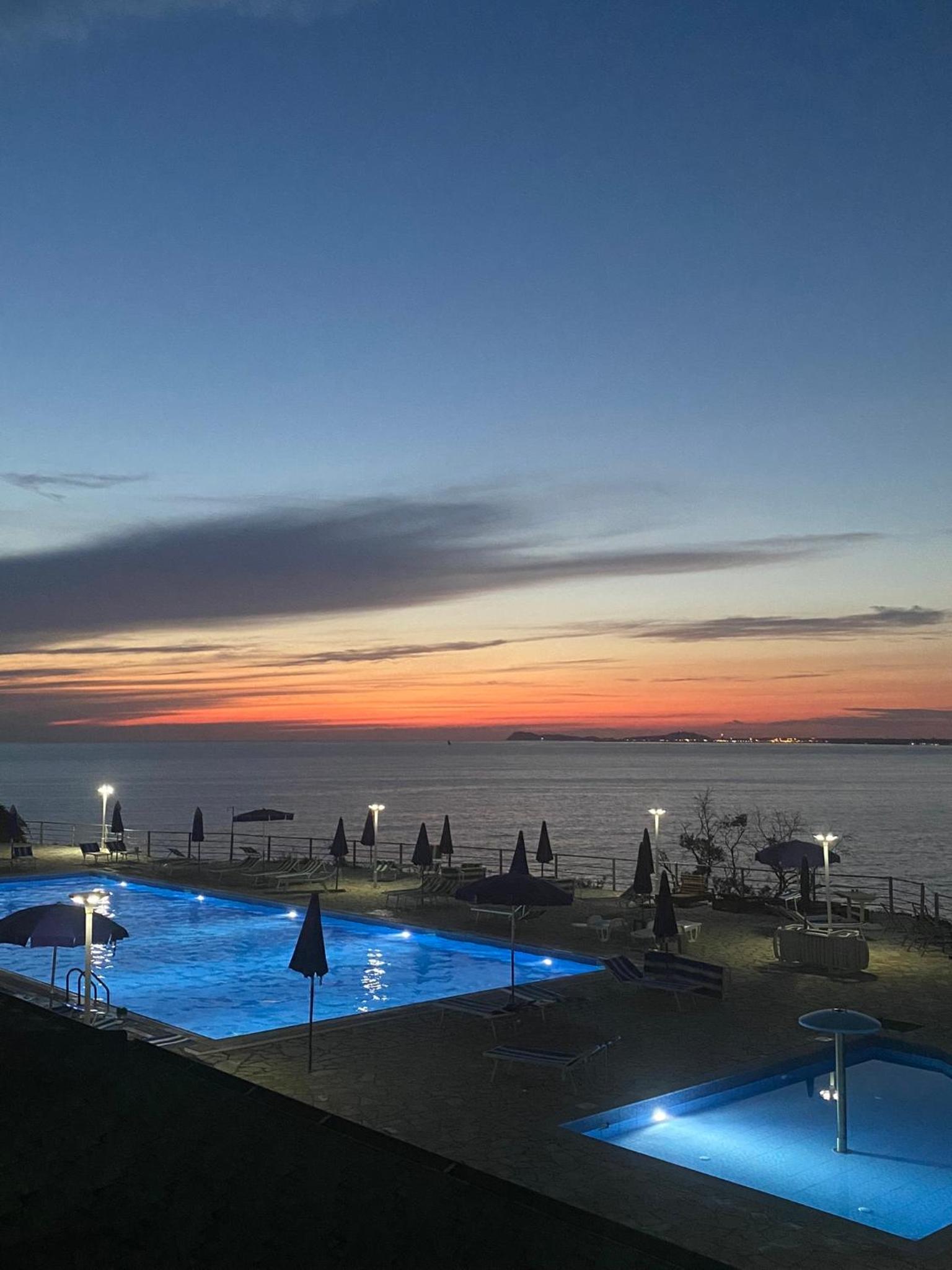 Amazing View! B & C New Apartment in Vlora
