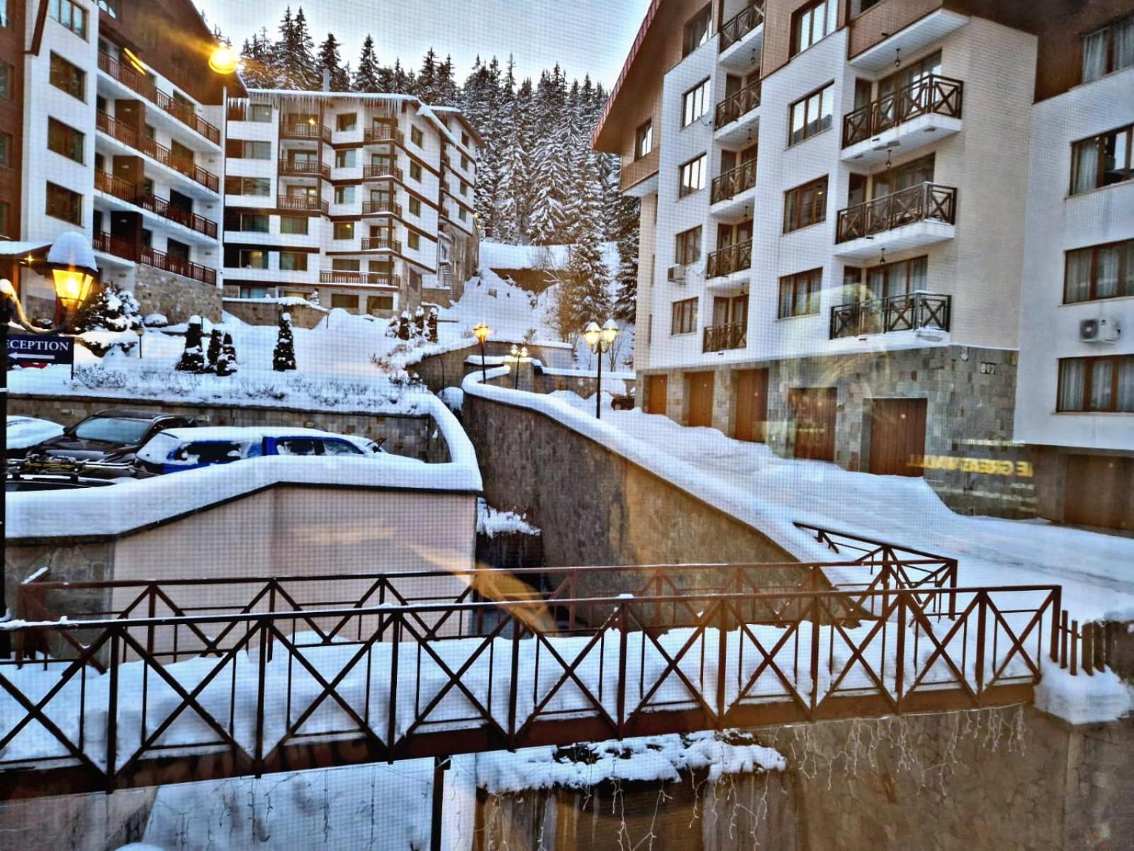 1 bedroom luxury apartment Milena -free parking