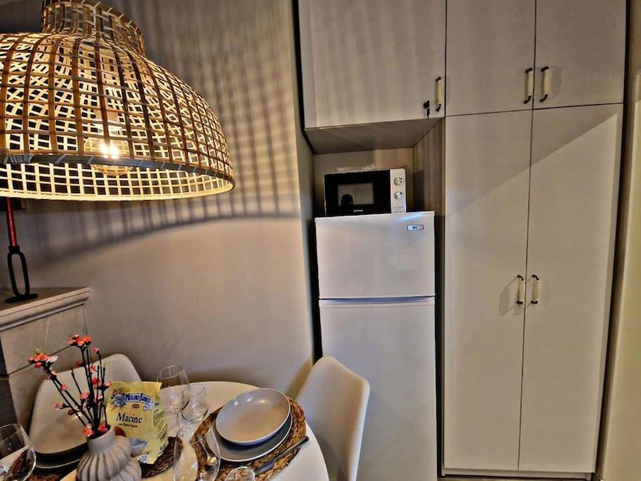 1 bedroom luxury apartment Milena -free parking
