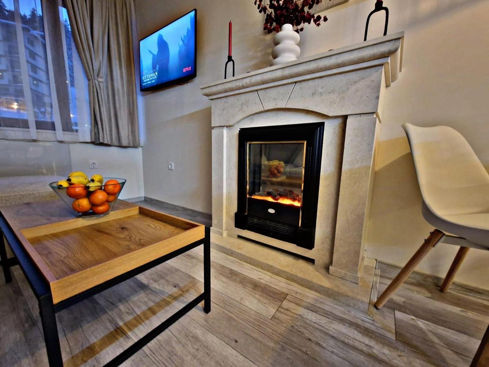 1 bedroom luxury apartment Milena -free parking