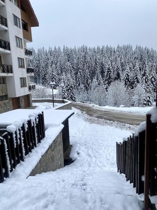 1 bedroom luxury apartment Milena -free parking