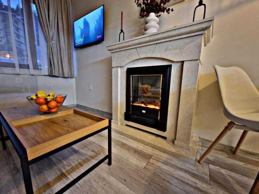1 bedroom luxury apartment Milena -free parking