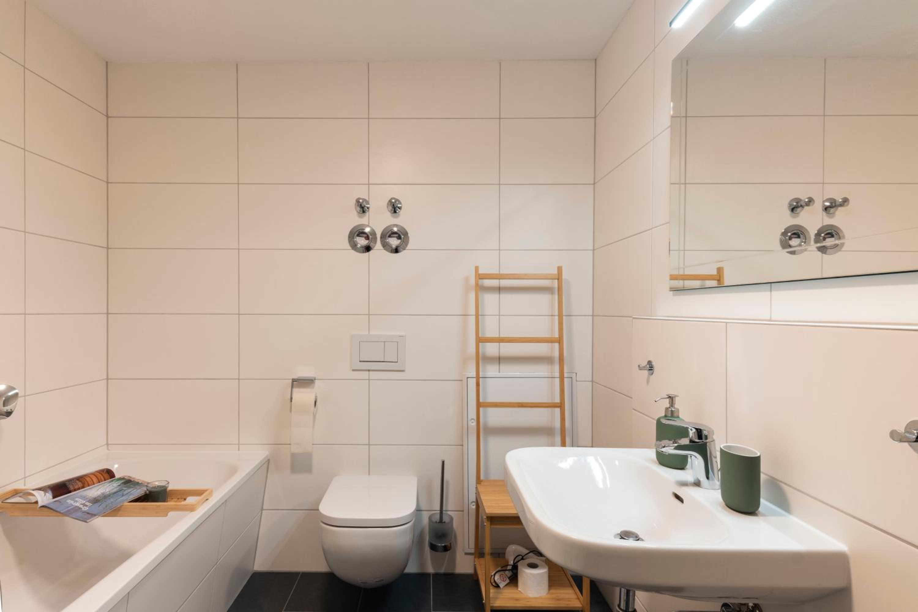 Privates ruhiges Haus im Herzen der Neustadt