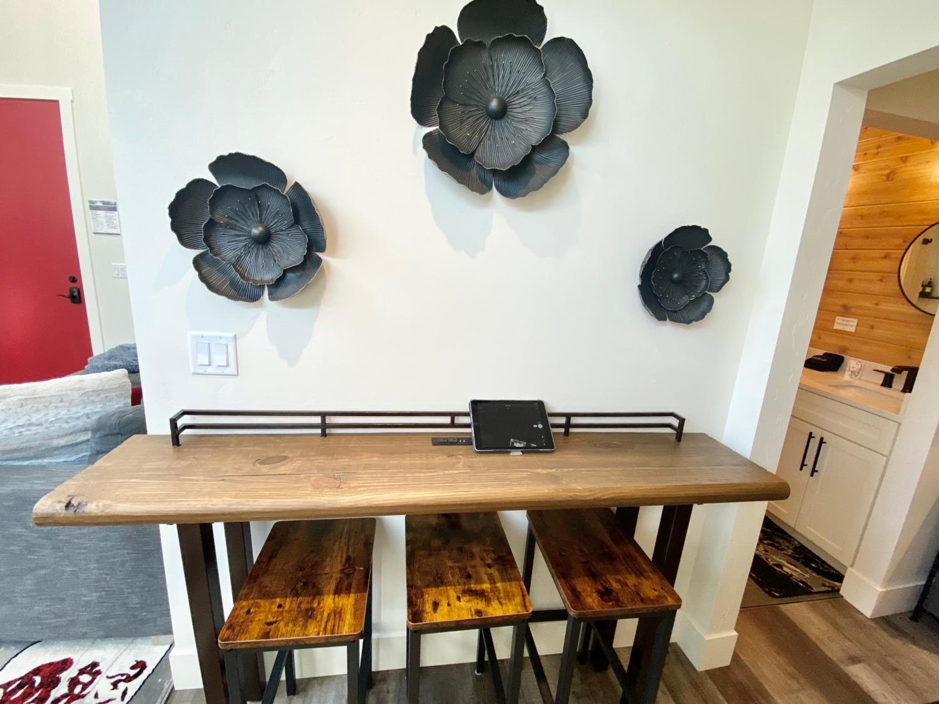 Photo 10