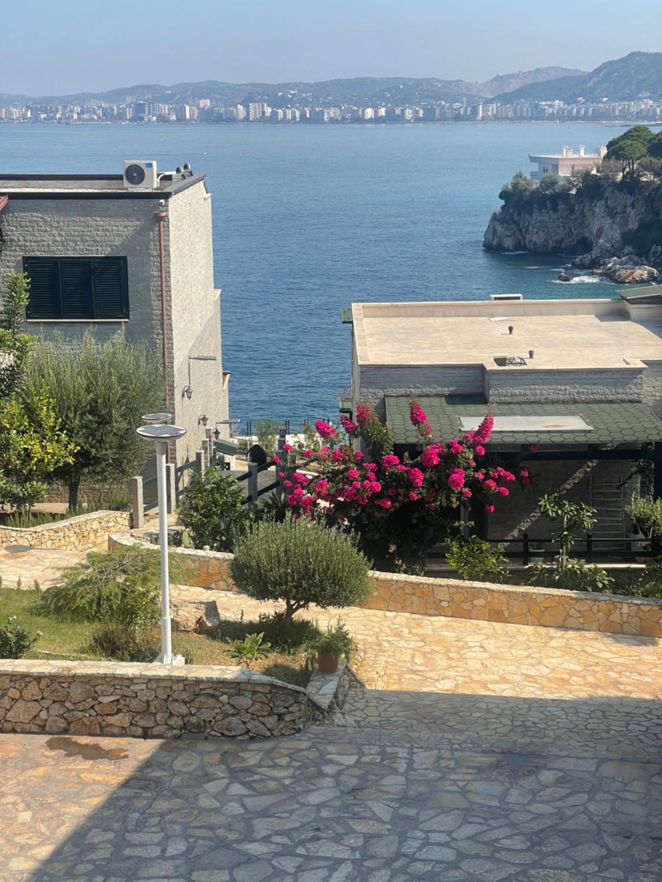 Amazing View! B & C New Apartment in Vlora