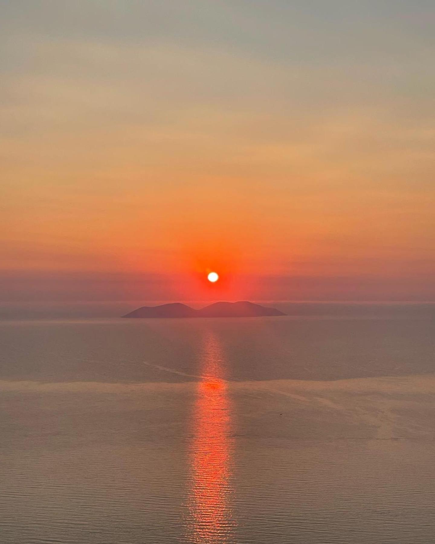 Amazing View! B & C New Apartment in Vlora