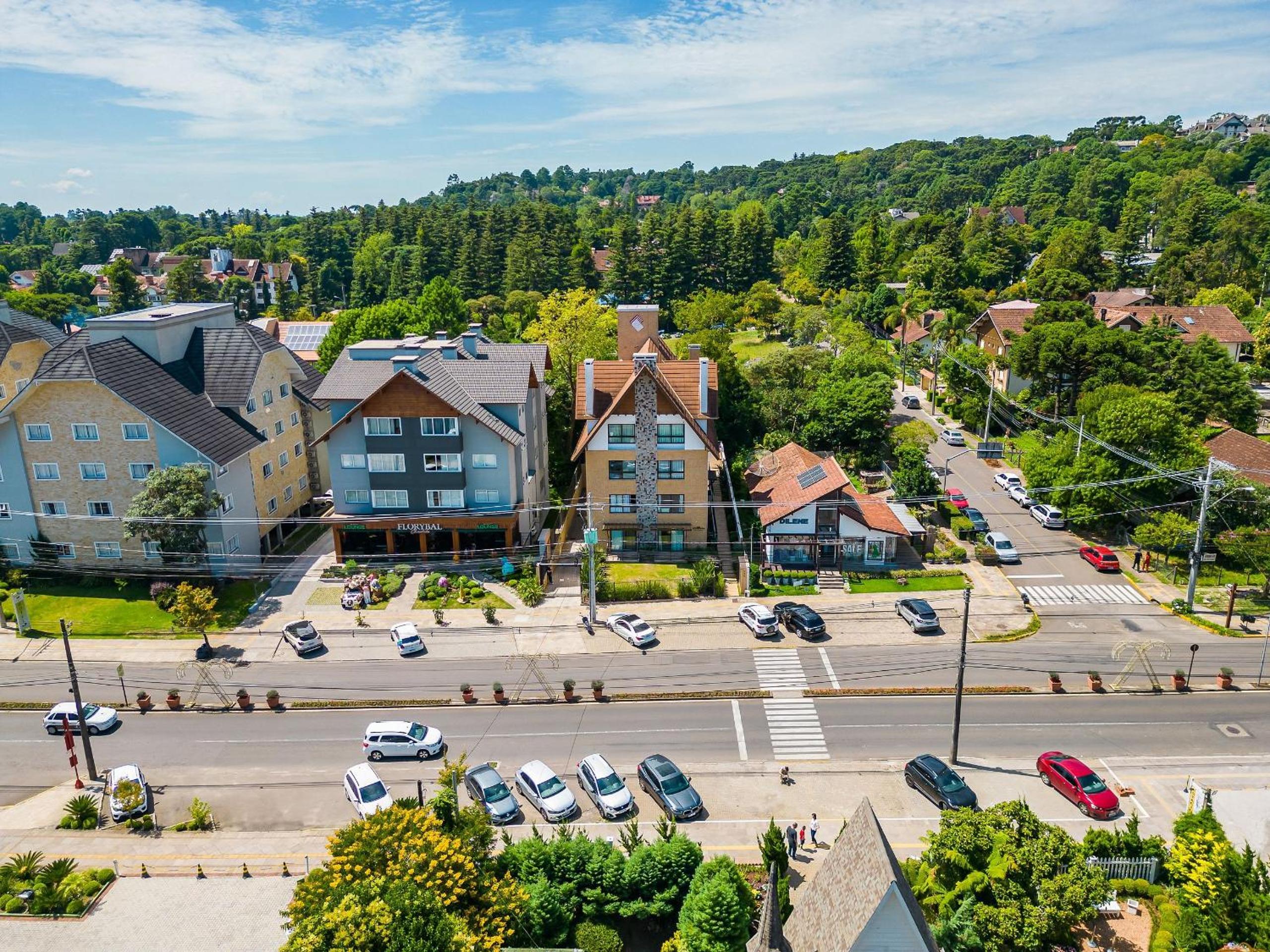 Allure 102 - Apto em Gramado Av das Hortênsias