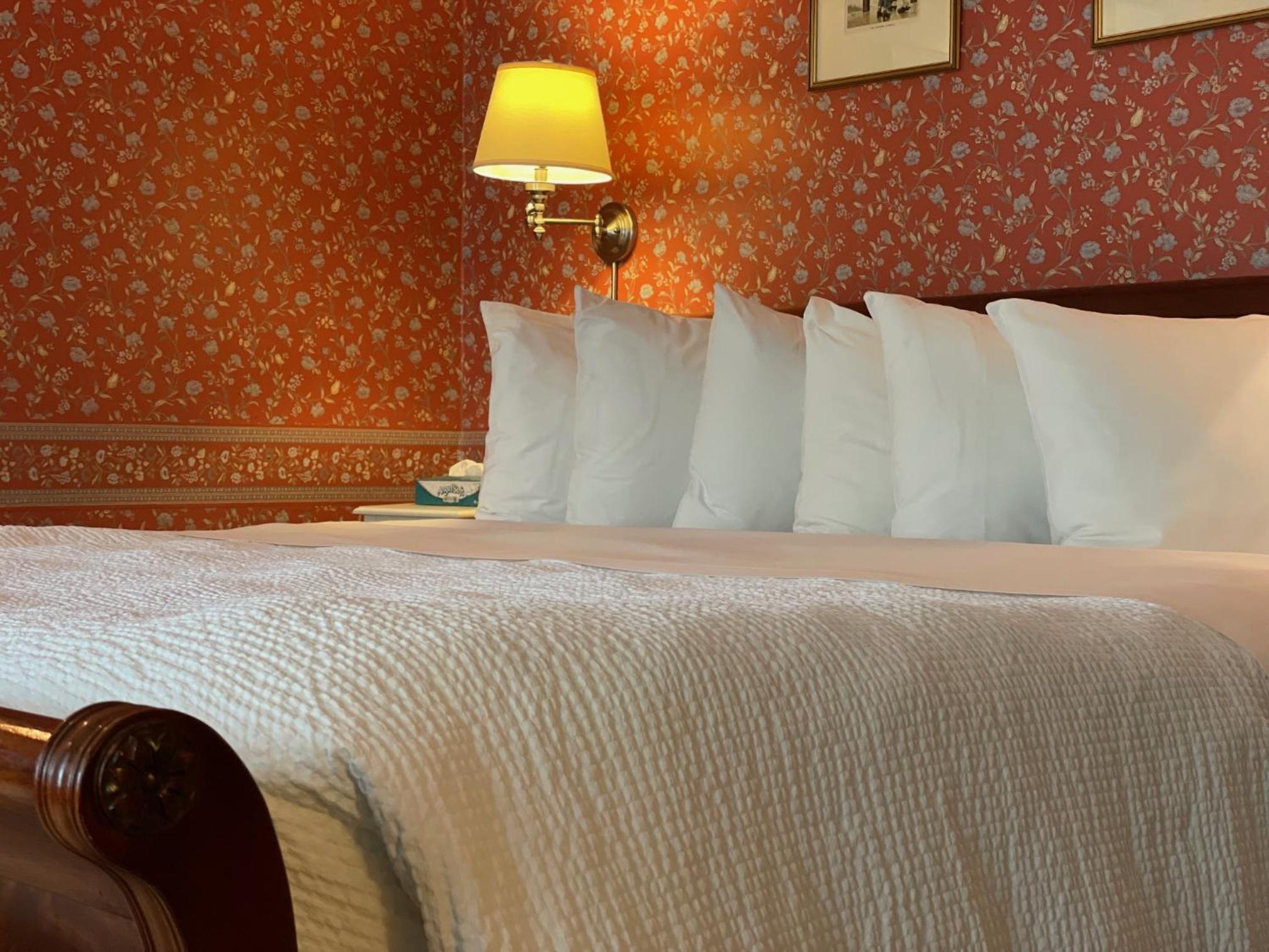 Central House Inn