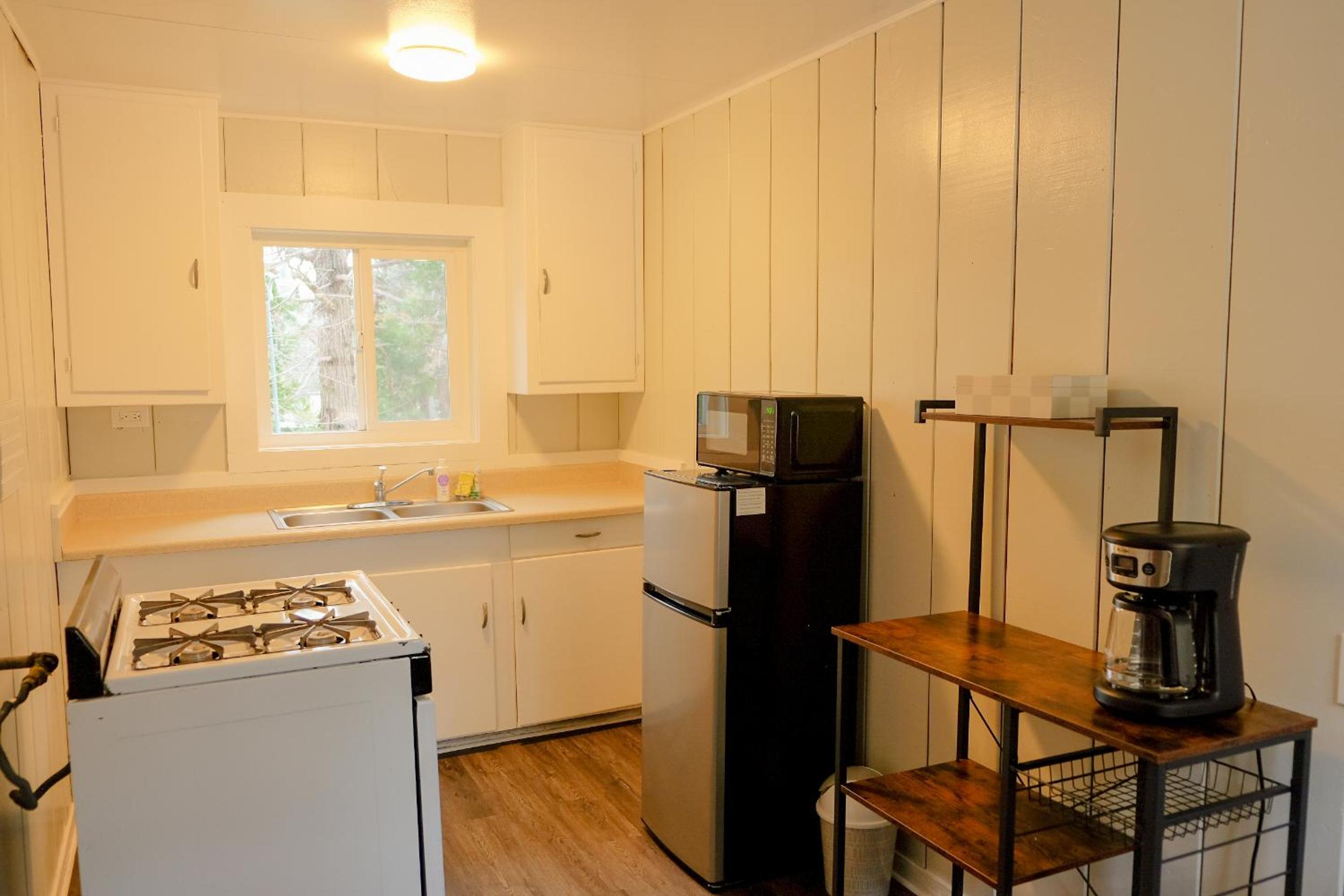 Sherwood Arms Motel - Property Image 96