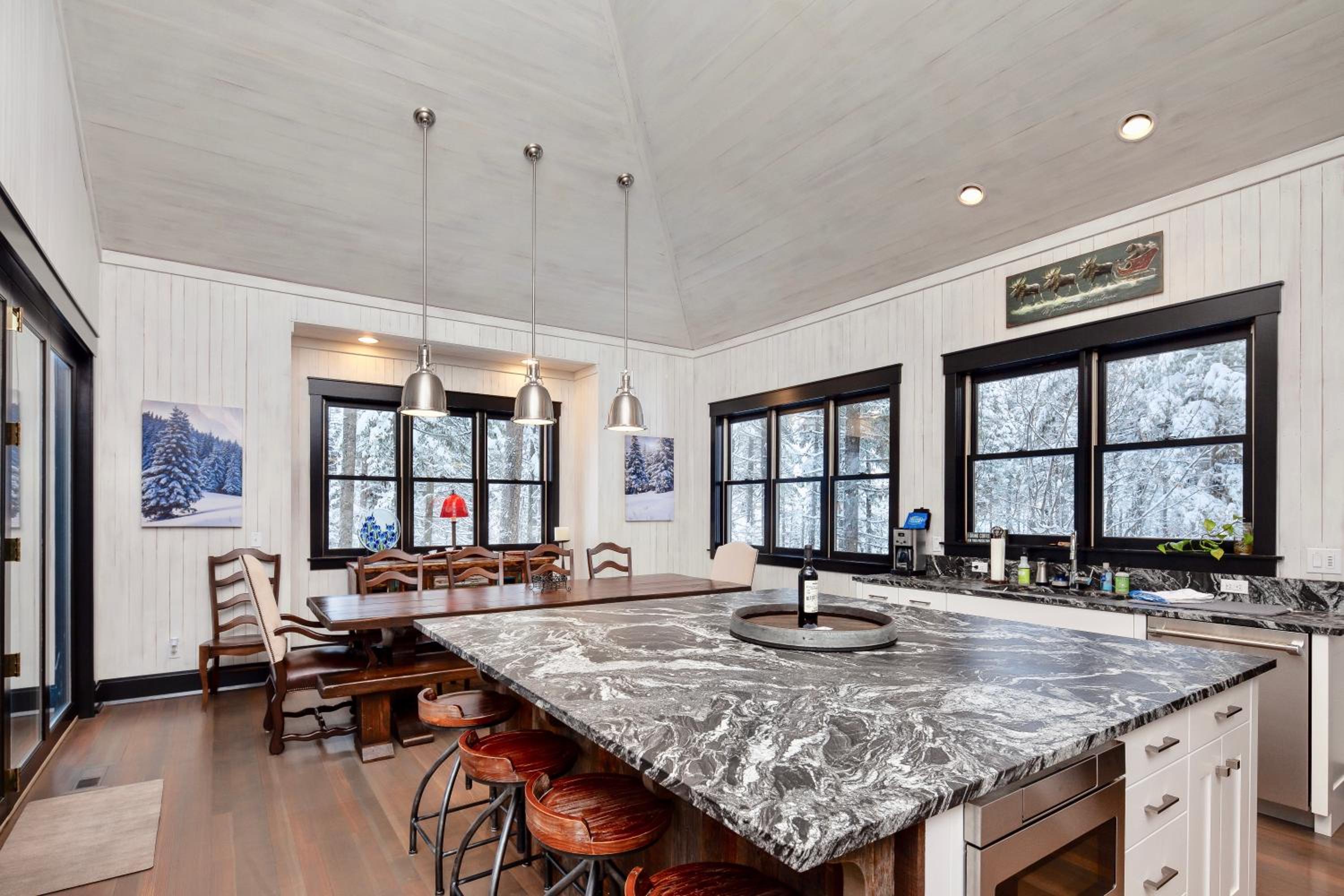 Whispering Pines Chalet view 4