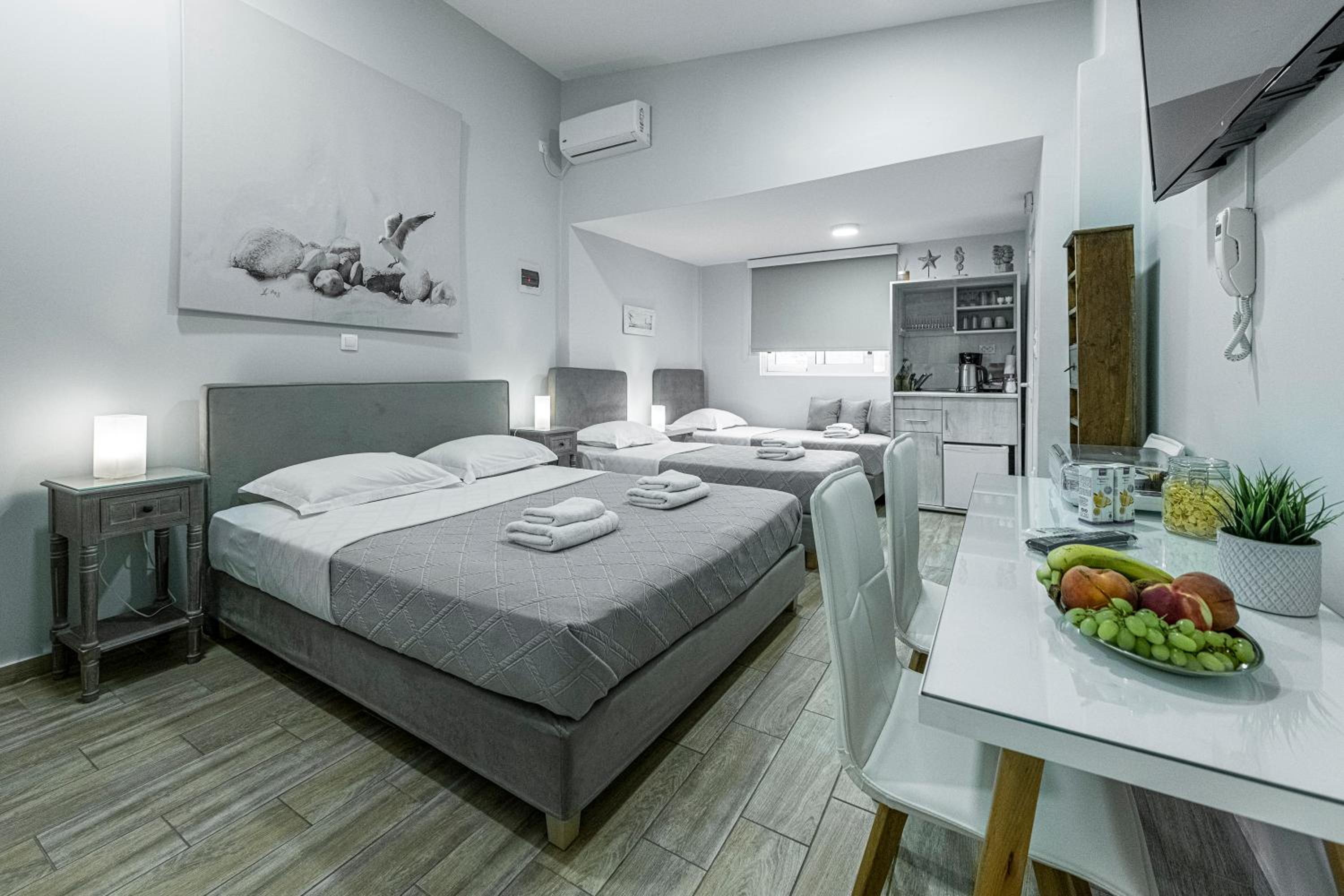 Comfort Stay Athens Airport Hotel - FREE shuttle from and to the airport