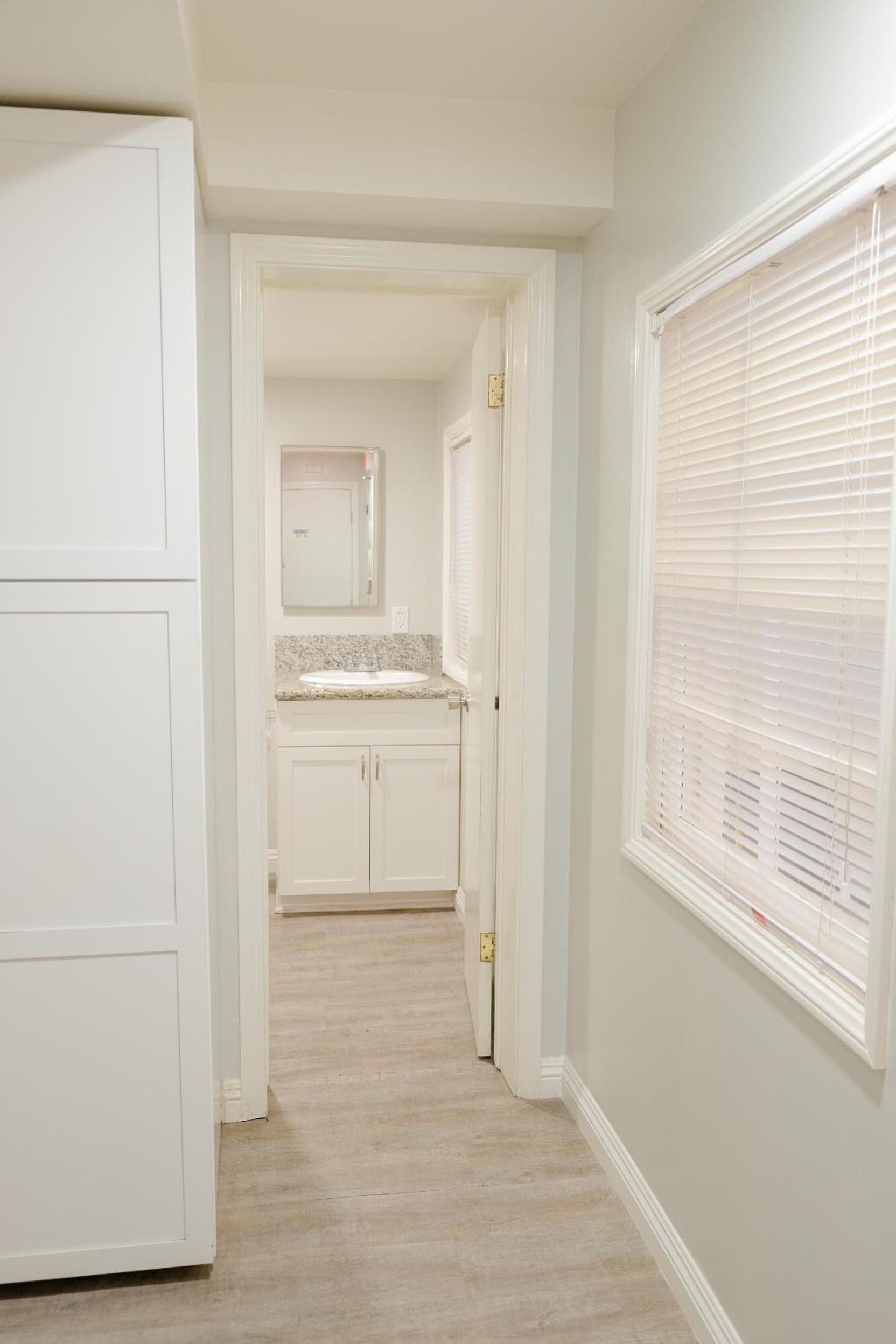 Sherwood Arms Motel - Property Image 30