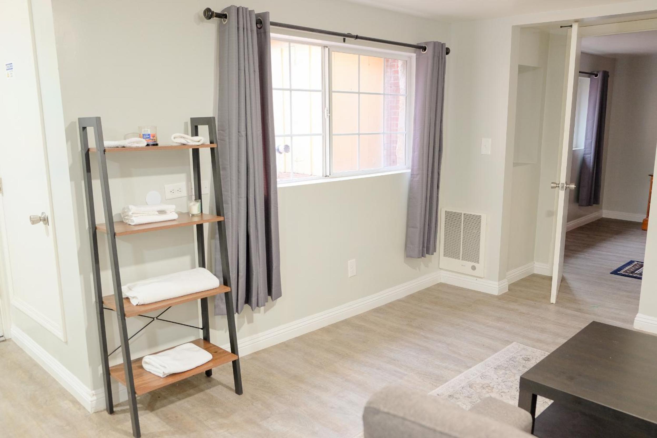 Sherwood Arms Motel - Property Image 41