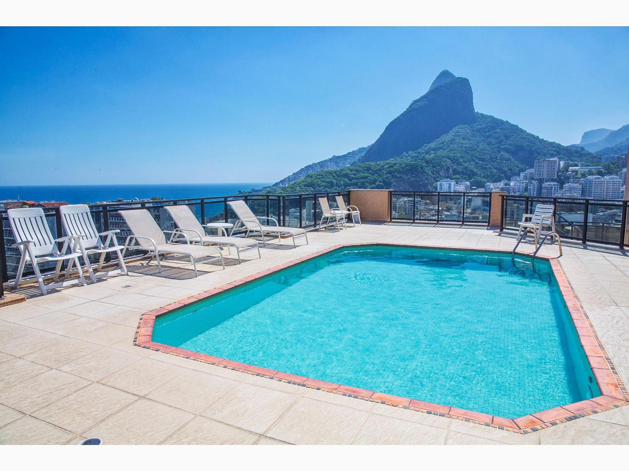Top Apart Leblon - Flat com varanda, e terraço panorâmico