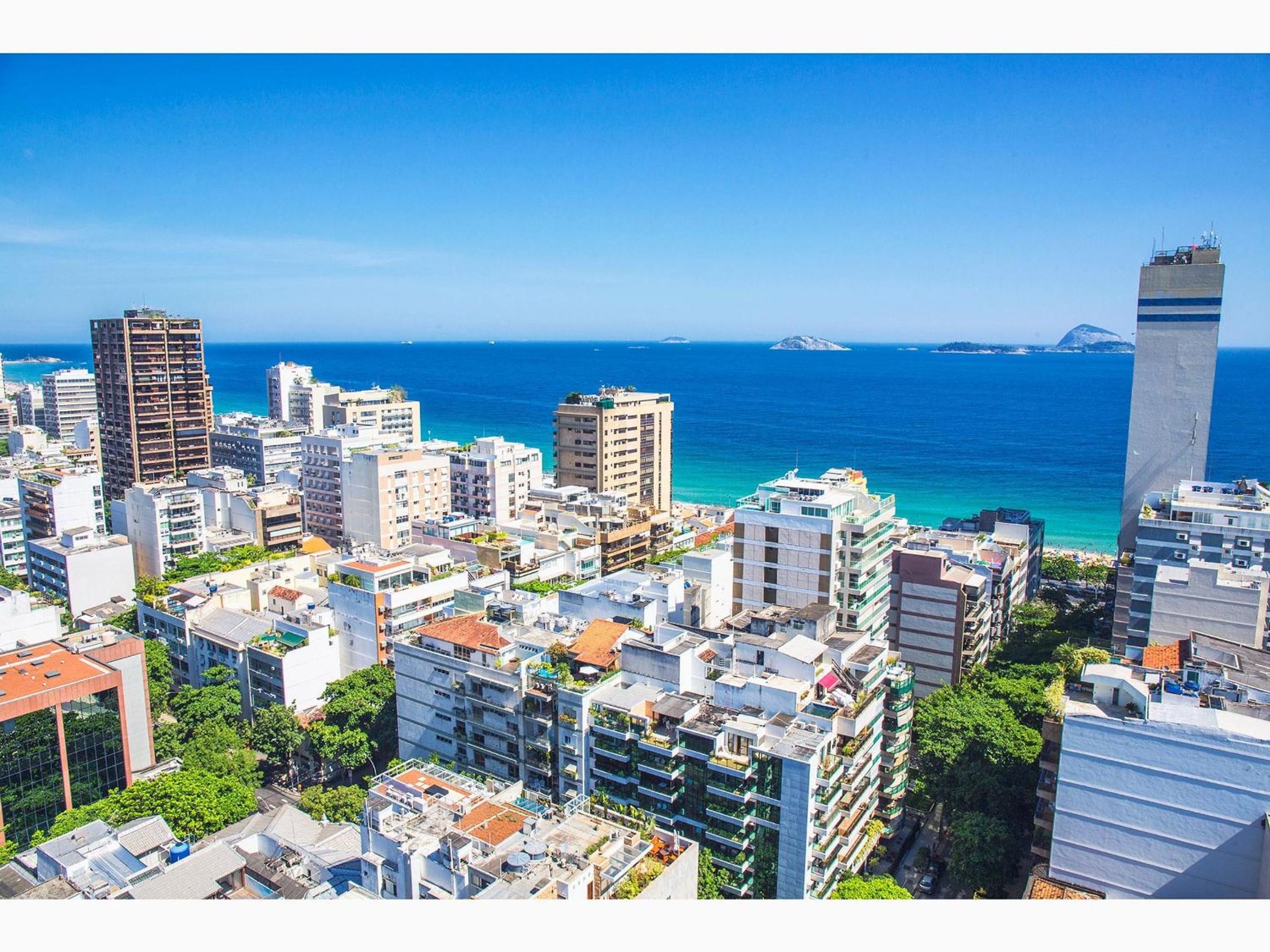 Top Apart Leblon - Flat com varanda, e terraço panorâmico
