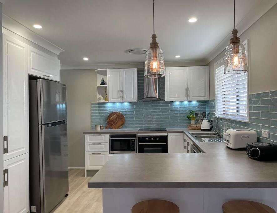 'Anchor Management' Recently Renovated 3BR / 2BTH