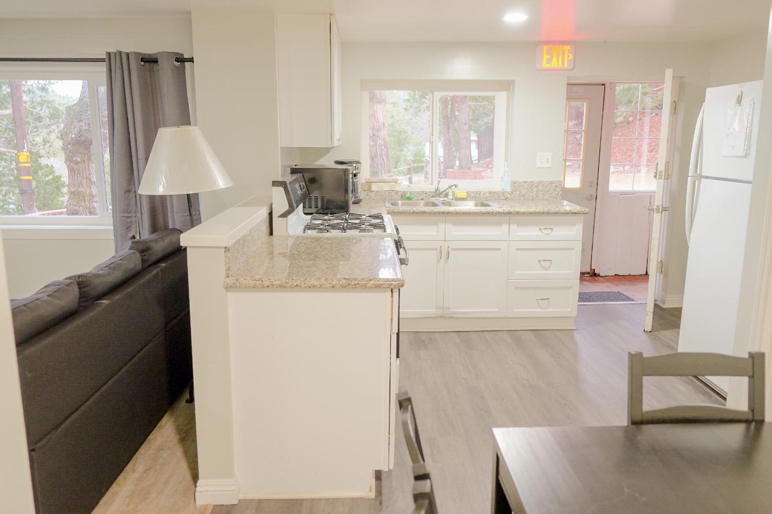 Sherwood Arms Motel - Property Image 124