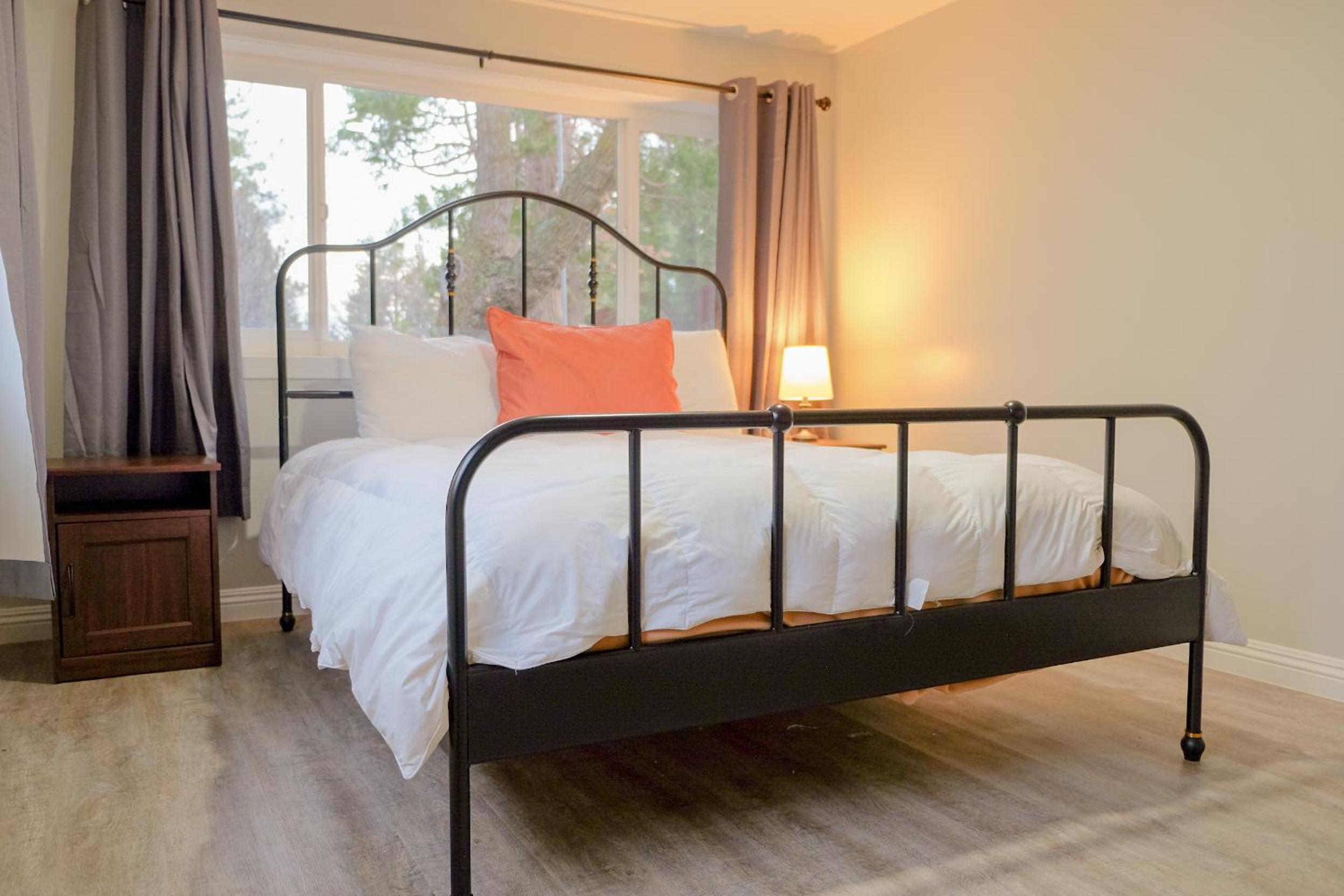 Sherwood Arms Motel - Property Image 126