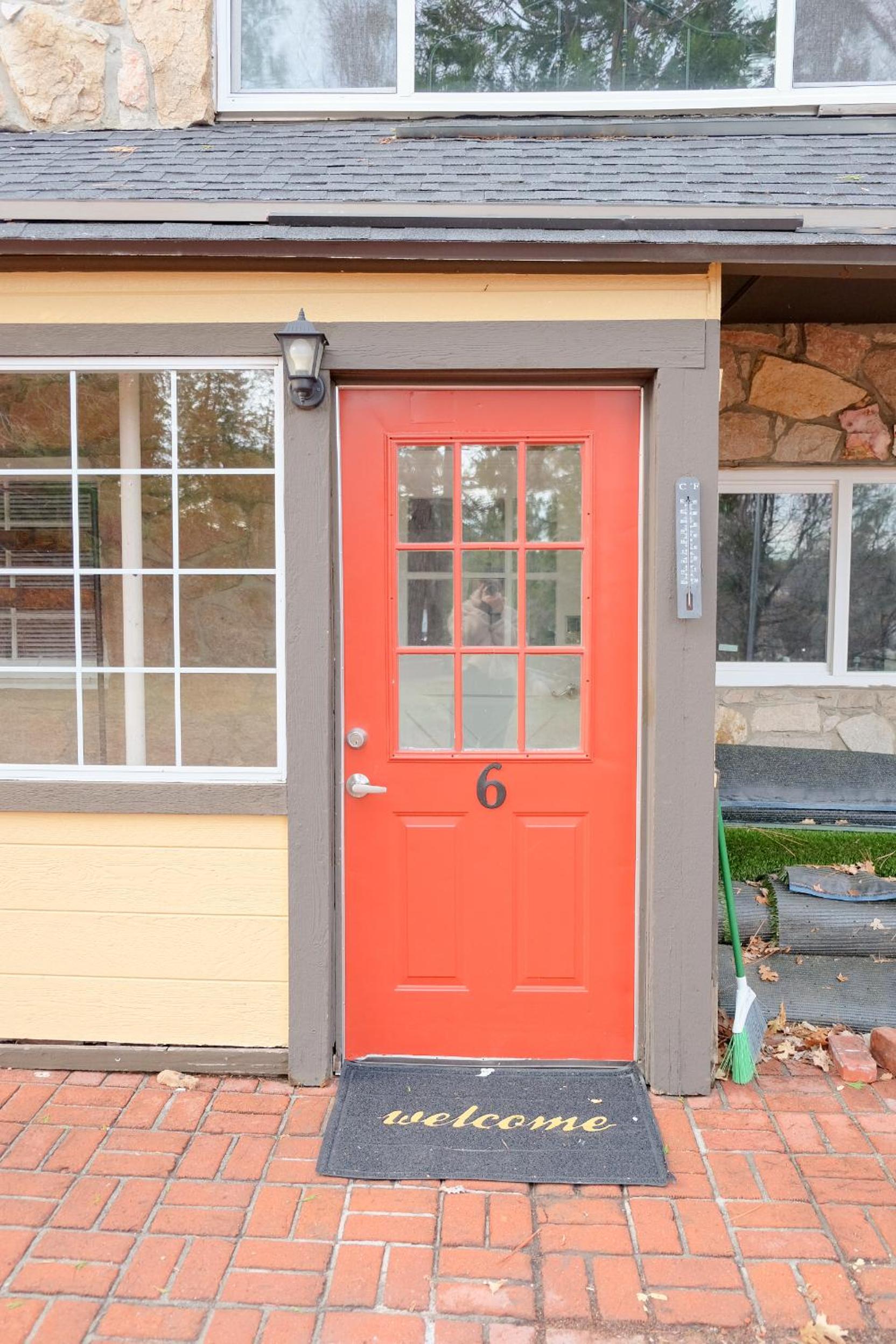 Sherwood Arms Motel - Property Image 50