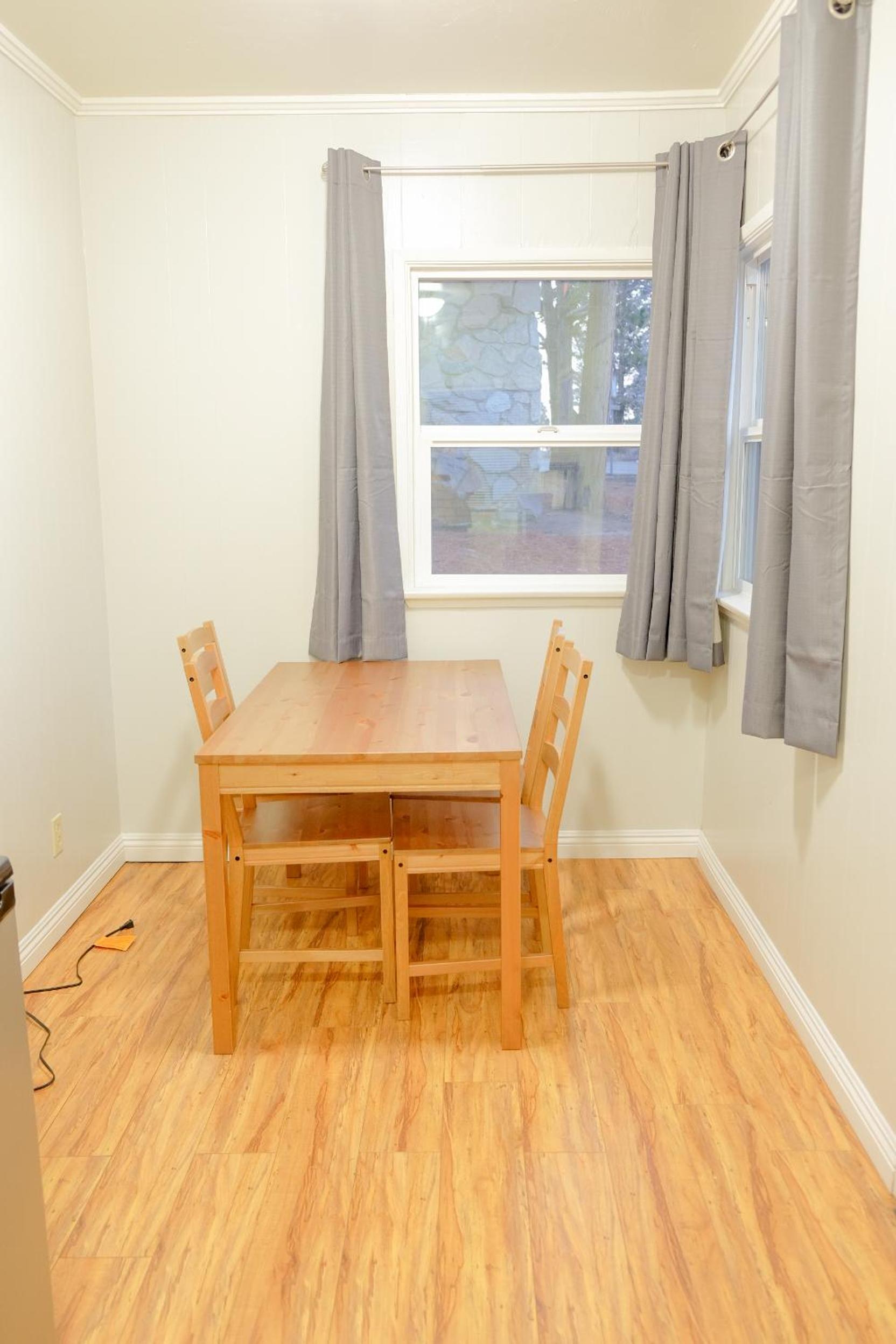 Sherwood Arms Motel - Property Image 54