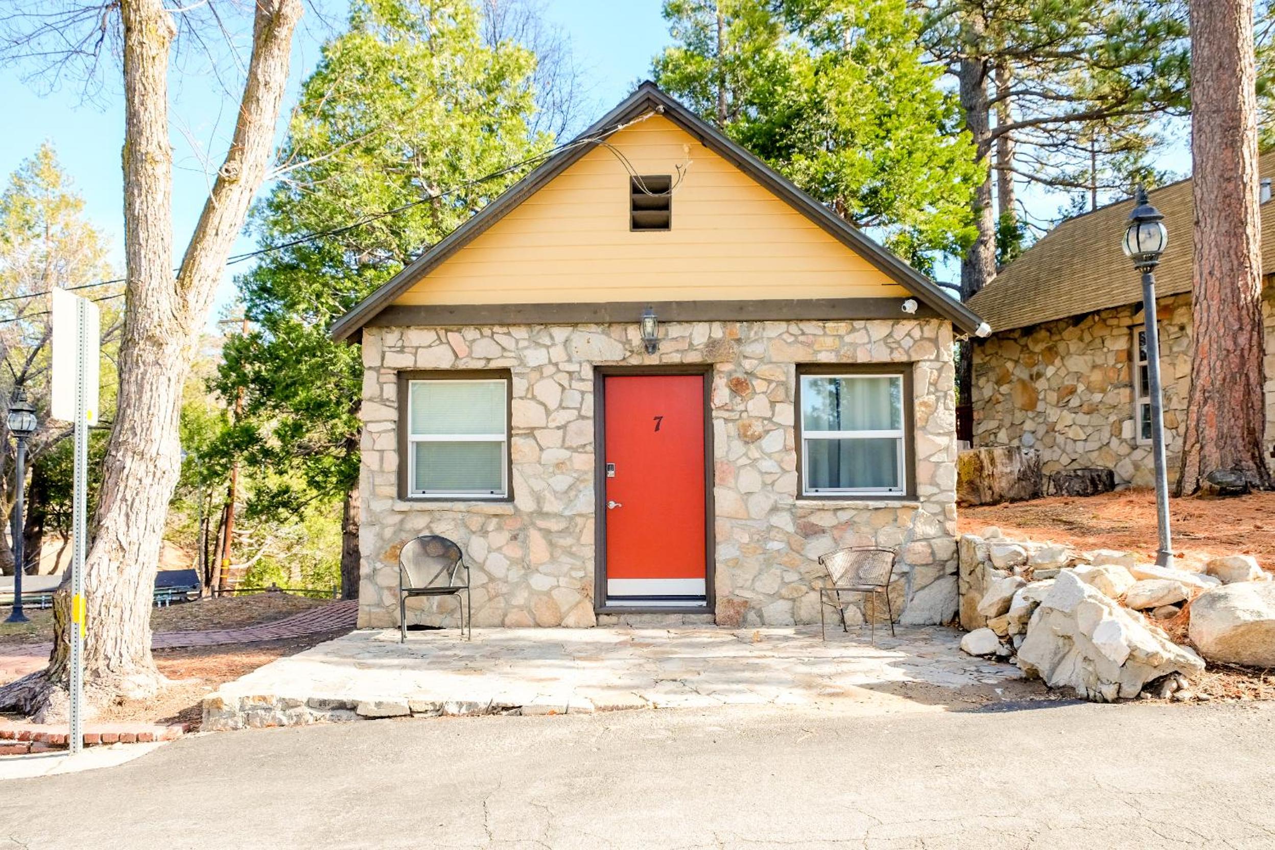 Sherwood Arms Motel - Property Image 72