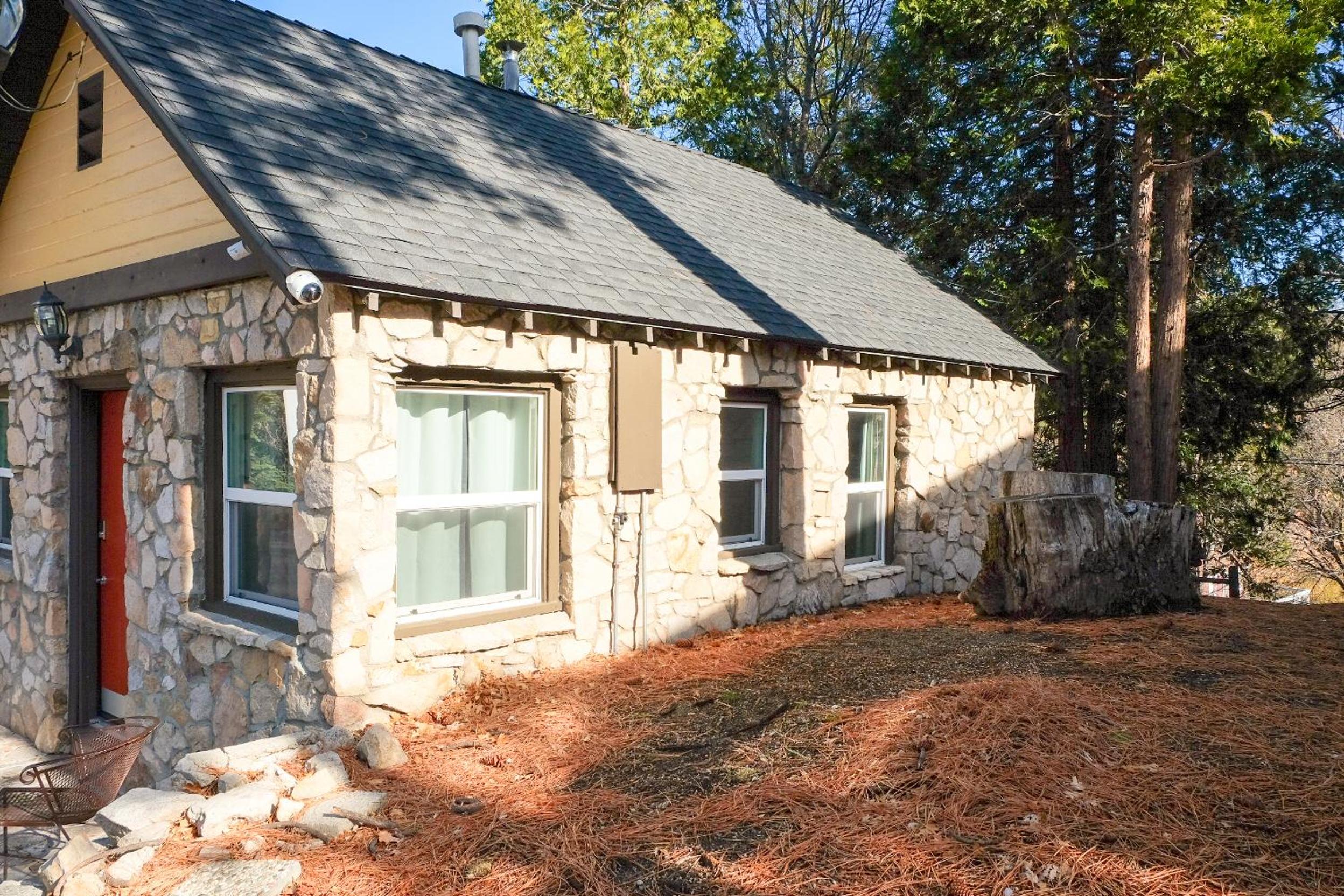 Sherwood Arms Motel - Property Image 129