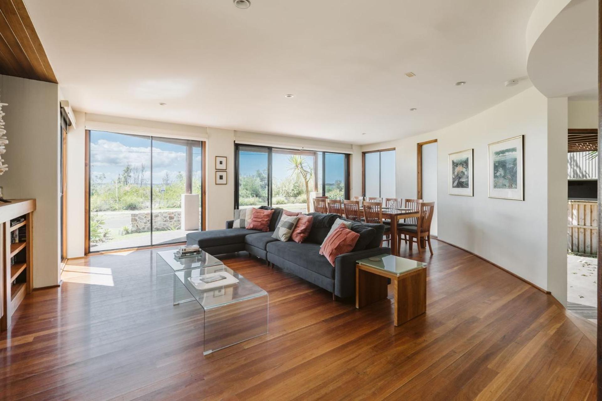 Oasis on the beach - large 6BR home w. ocean views