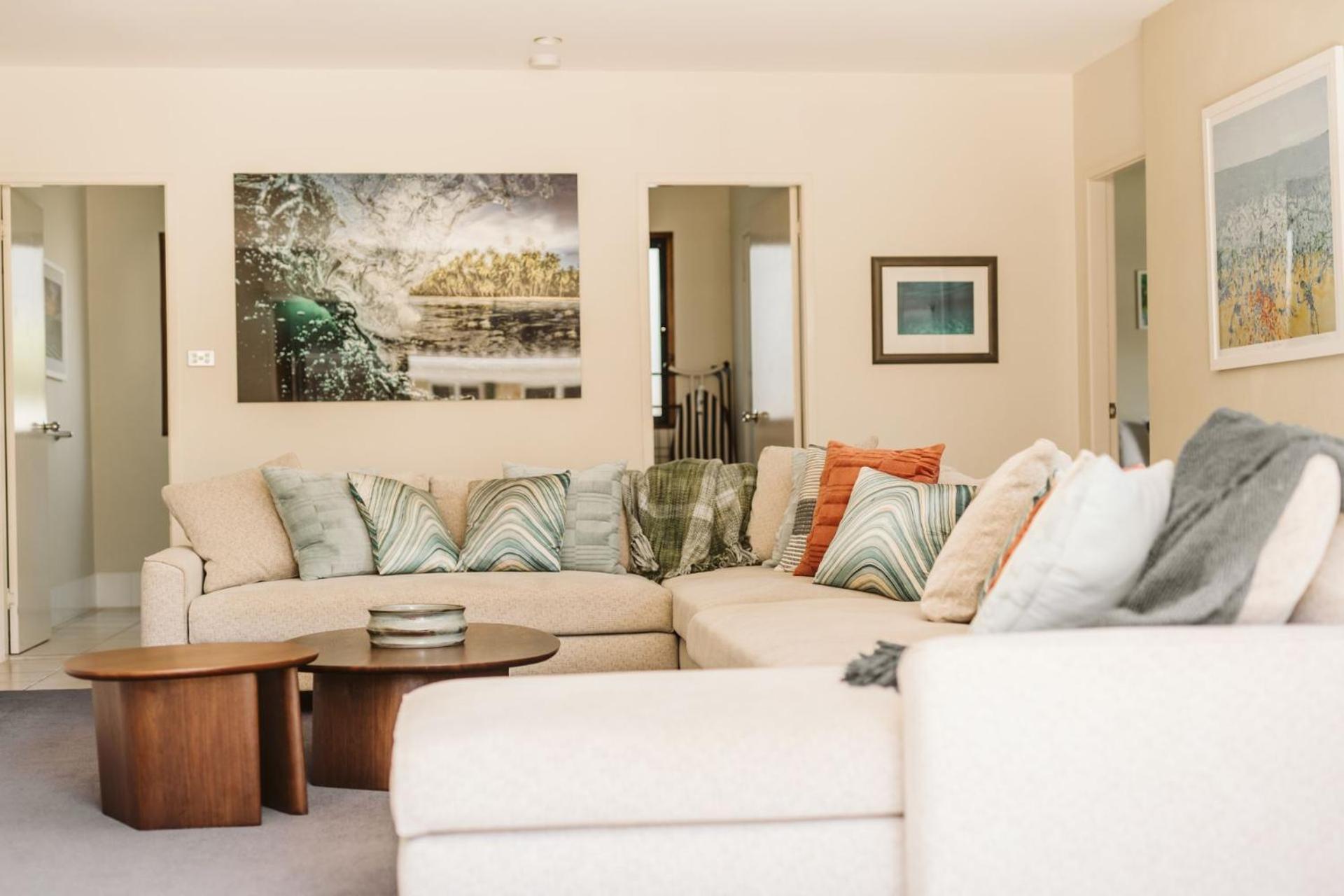 Oasis on the beach - large 6BR home w. ocean views