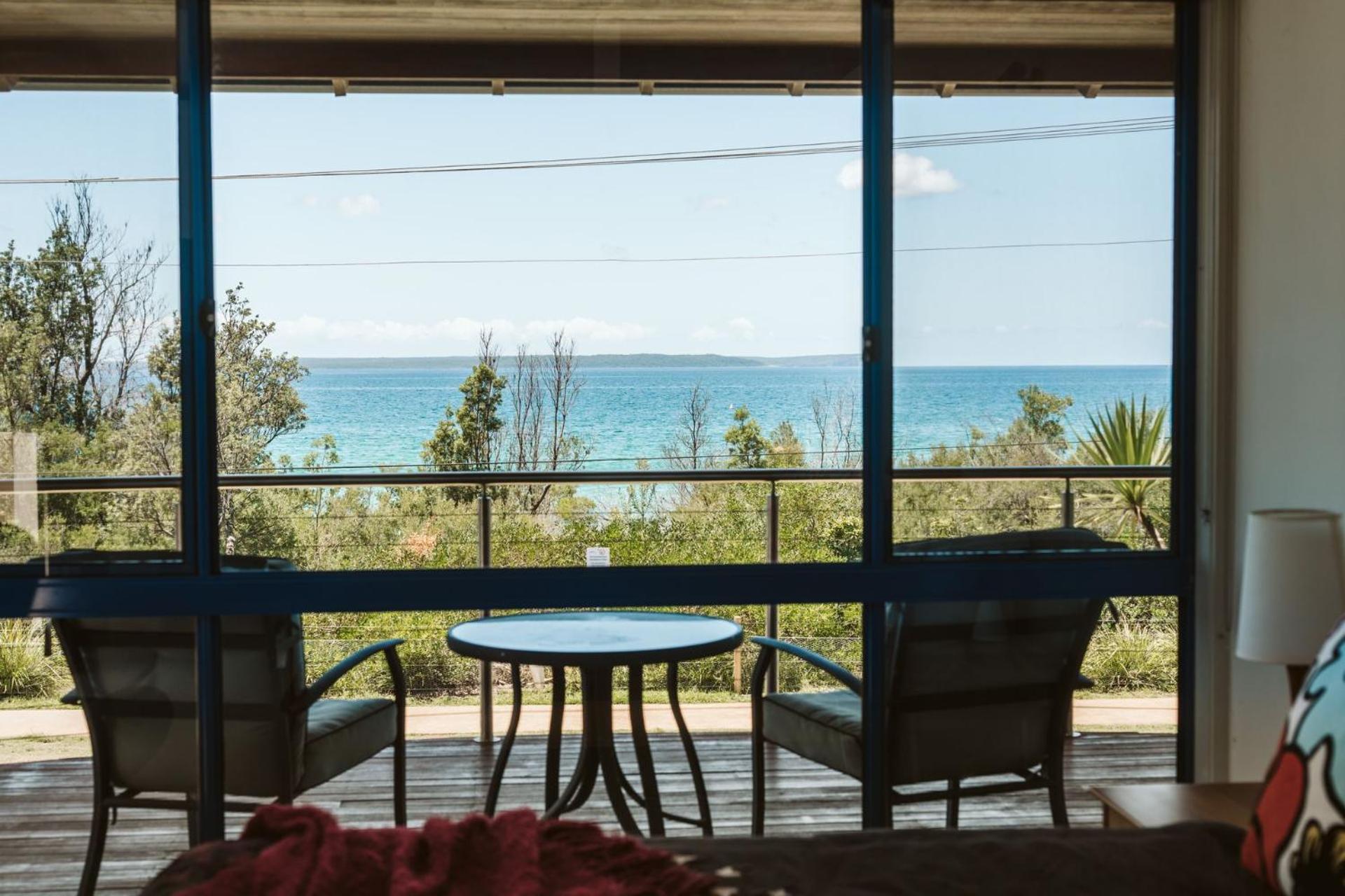 Oasis on the beach - large 6BR home w. ocean views