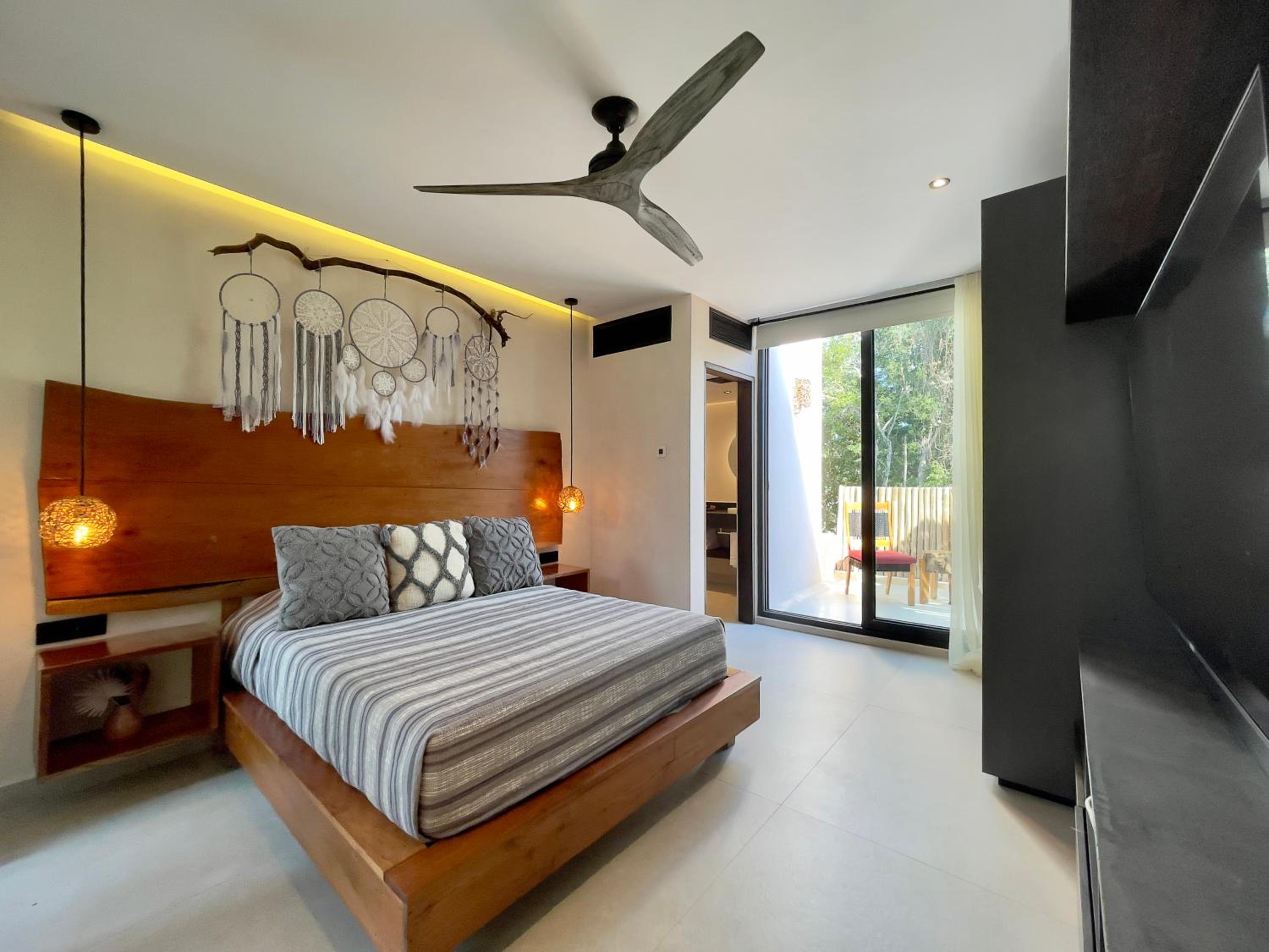 Jungle-chic luxurious Tulum home