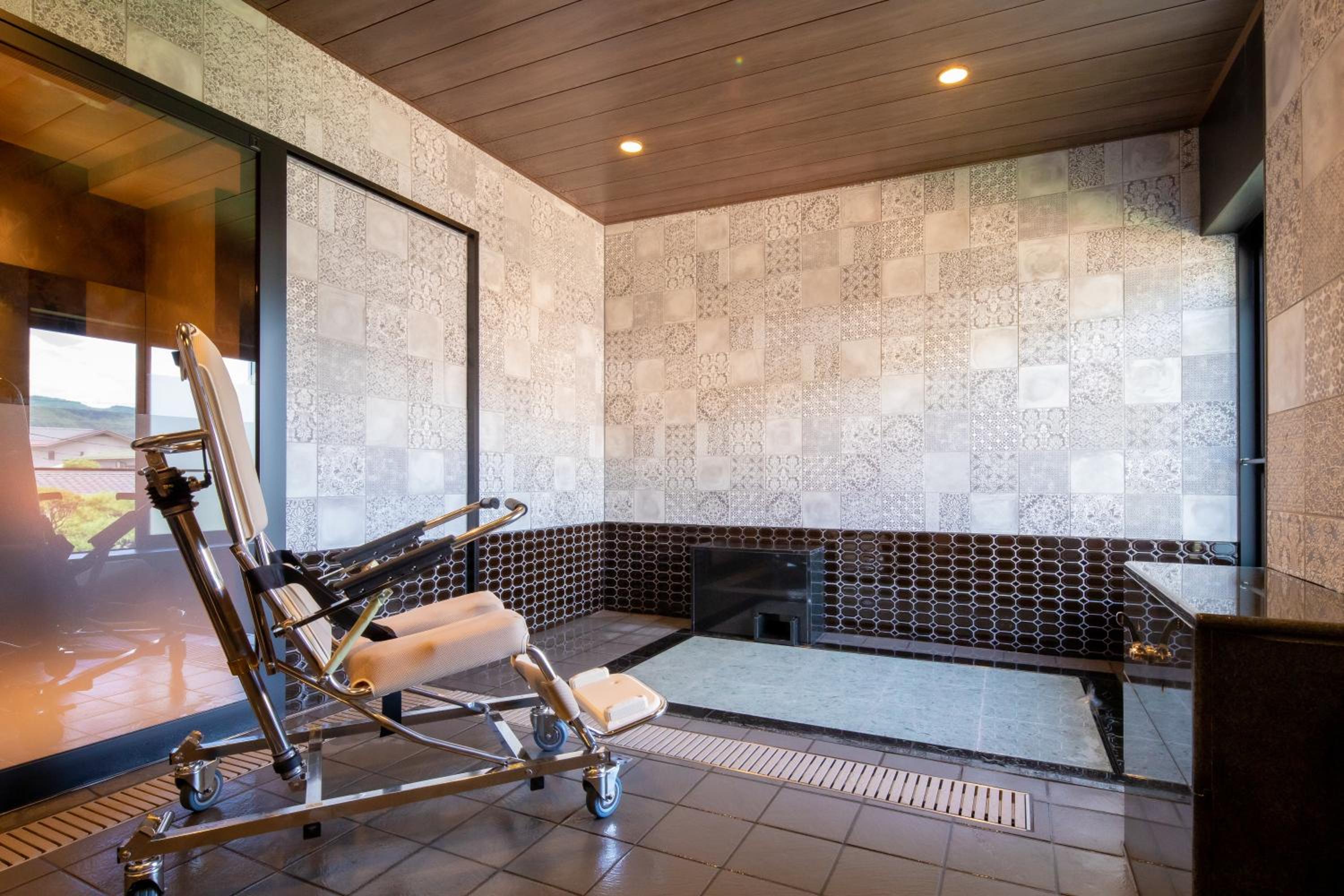 Kamisuwa Onsen Shinyu
