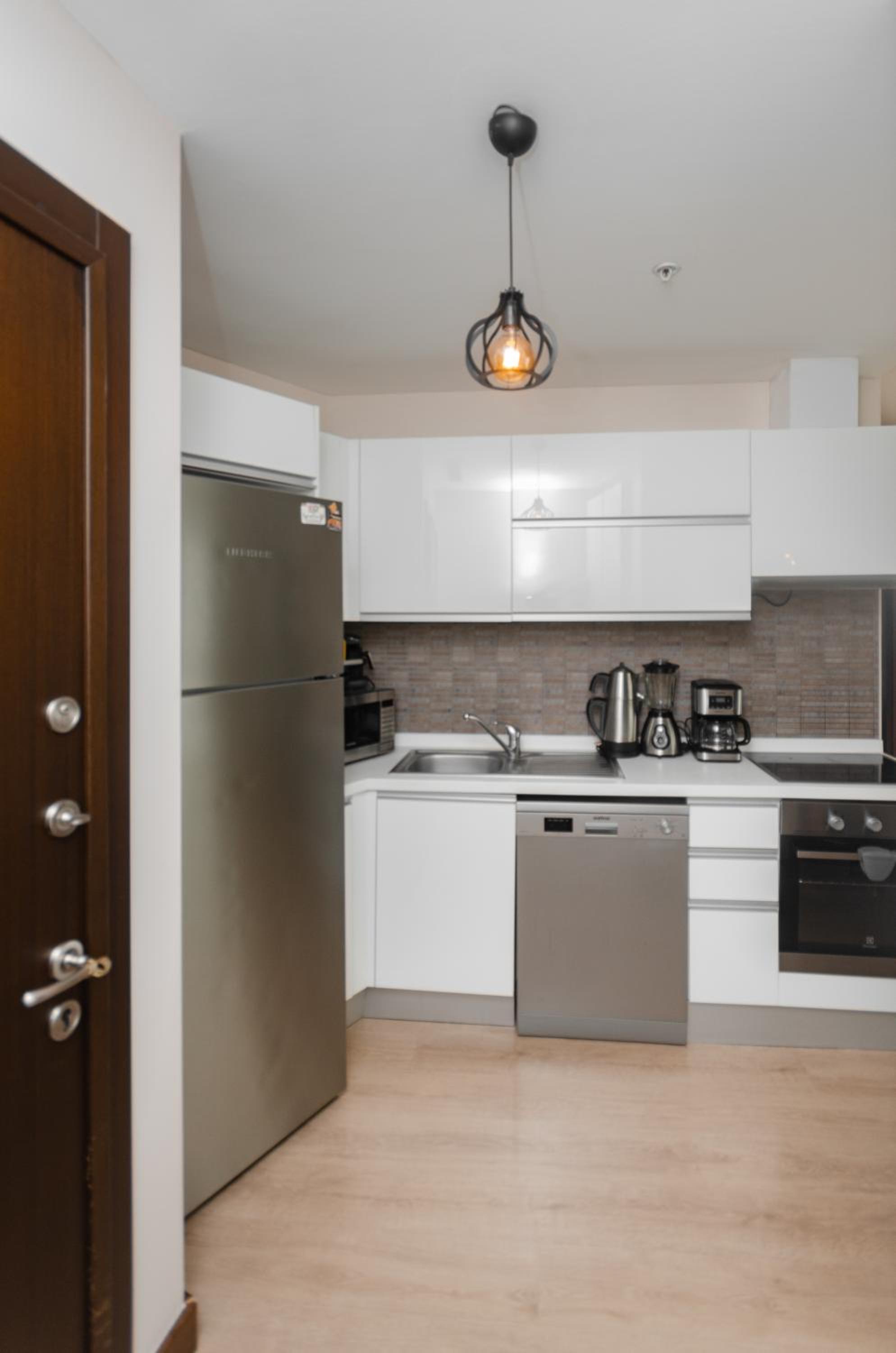 stylish flat-eagle eye for istanbul