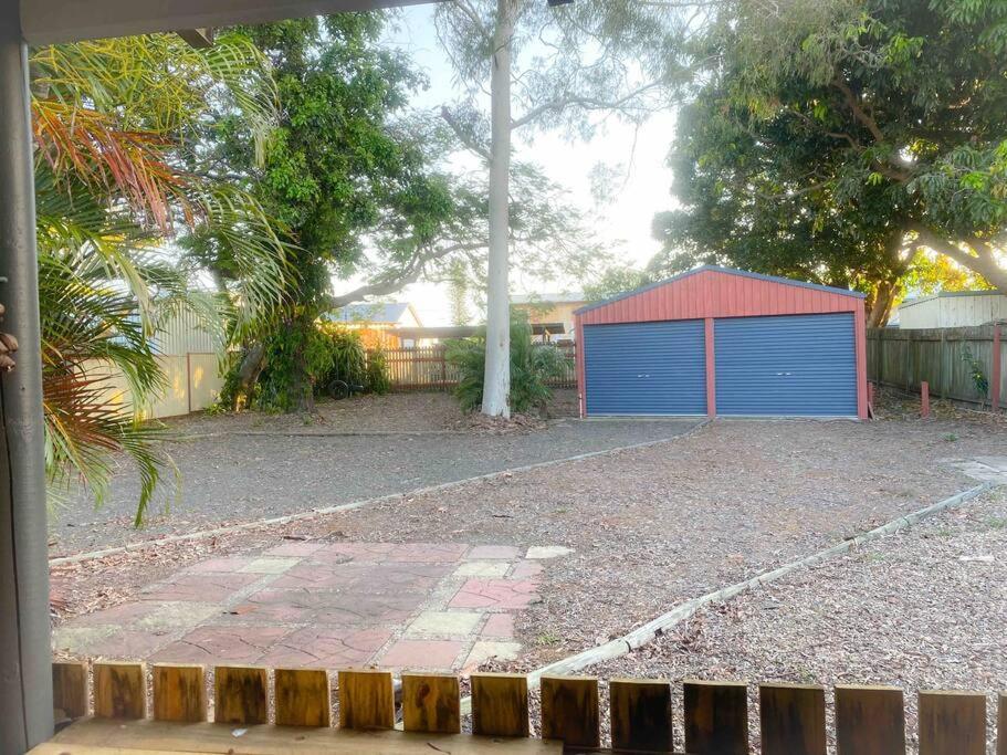 Original Pier Beach Retreat - Child Pet Friendly
