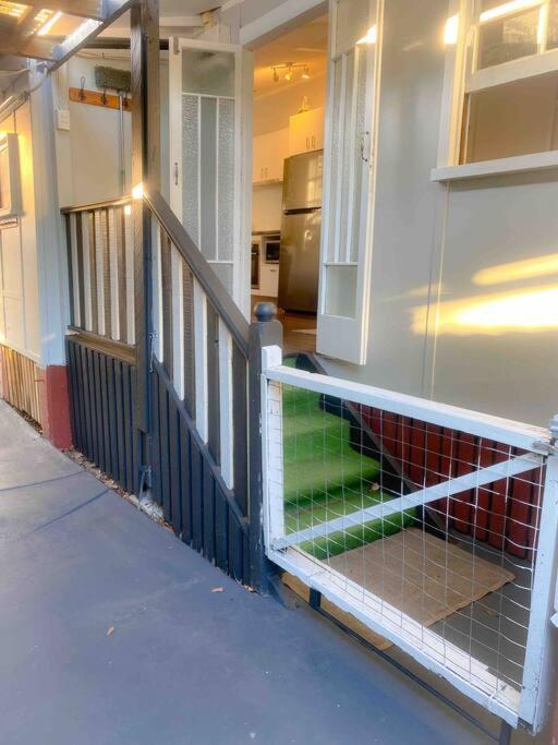 Original Pier Beach Retreat - Child Pet Friendly