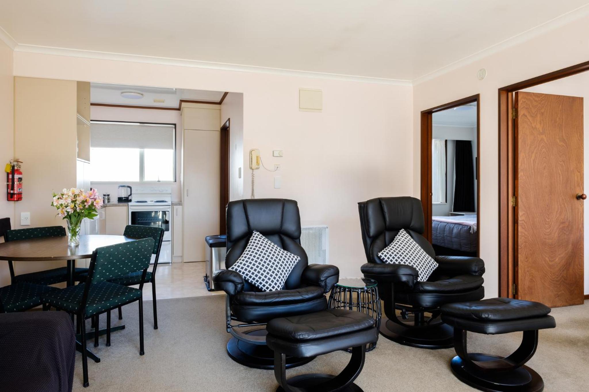 Esplanade Motels