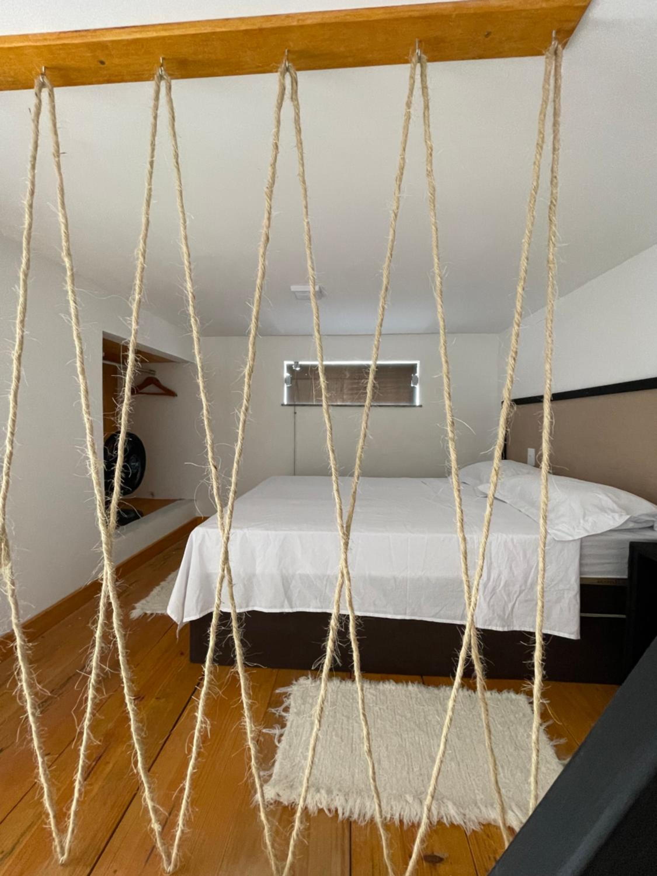 Atenas - Lofts com Cozinha - Próximo Aeroporto e Rodoviária
