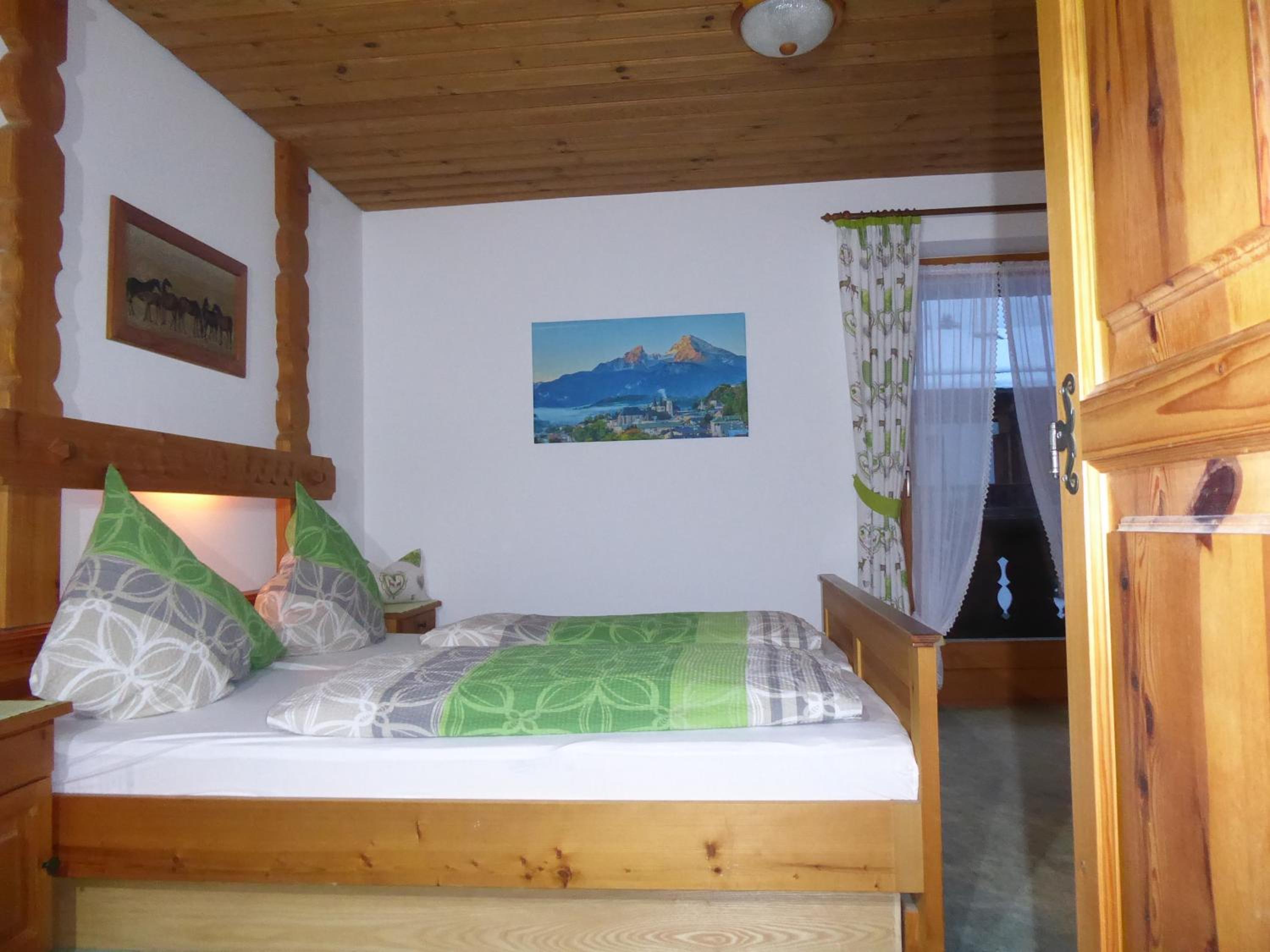 Haus am Reschenberg Ferienwohnungen view 3