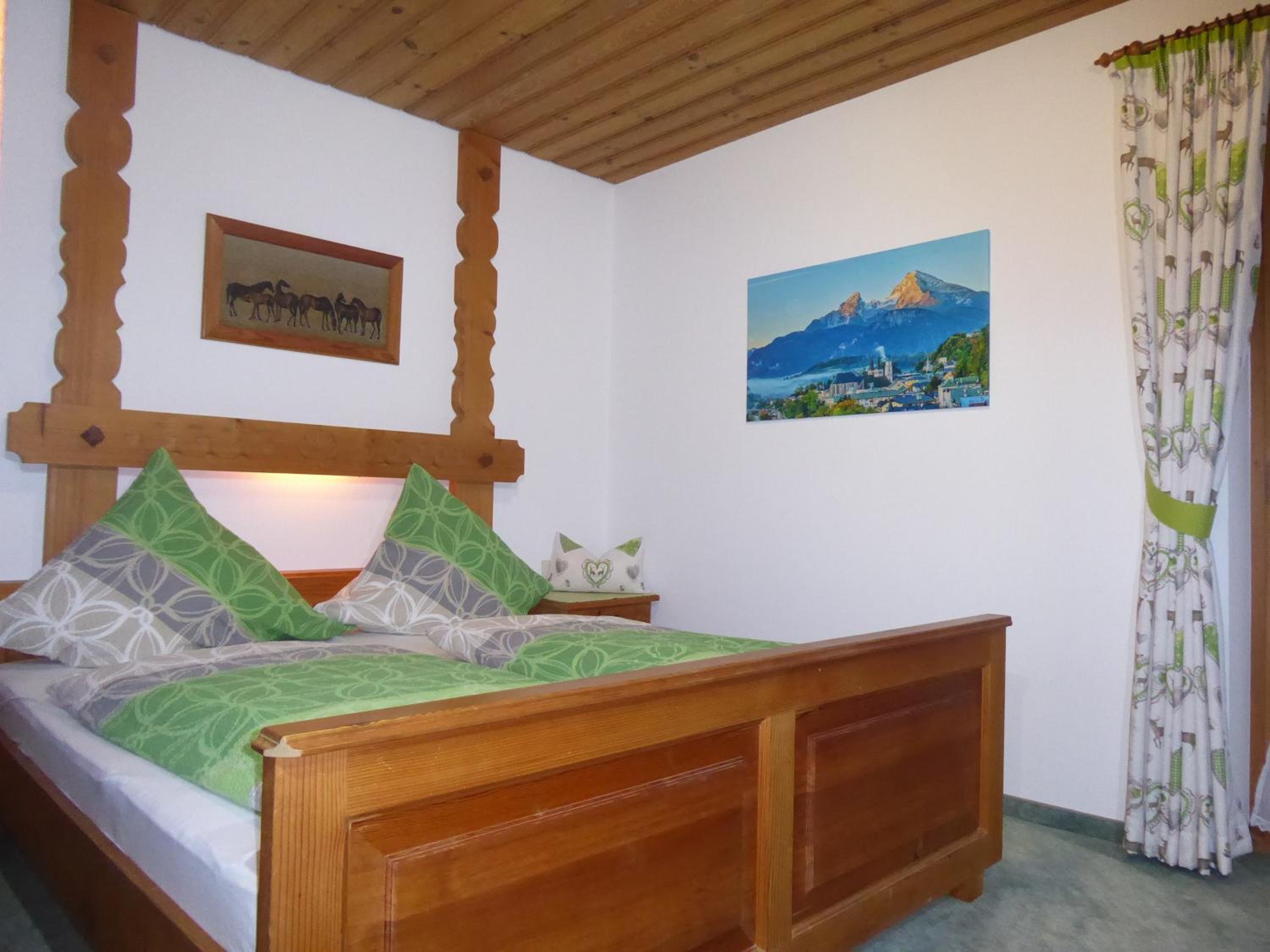 Haus am Reschenberg Ferienwohnungen view 4