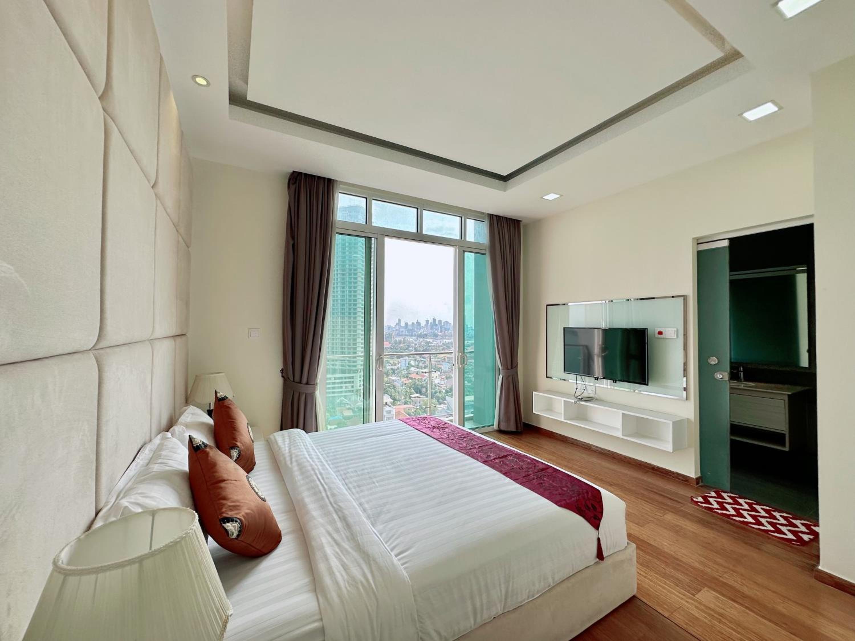 Infinity 28 Hotel and Residence