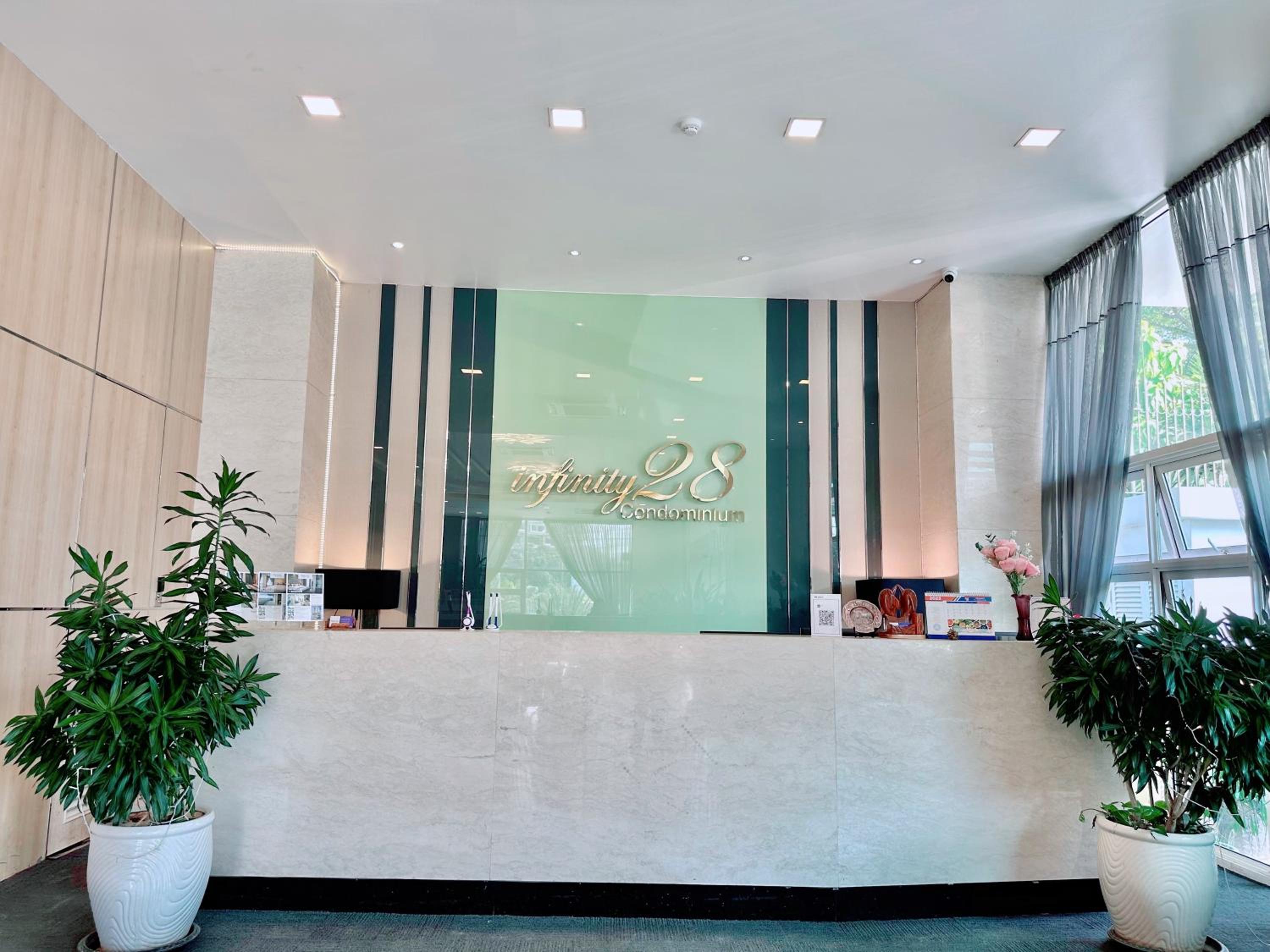 Infinity 28 Hotel and Residence