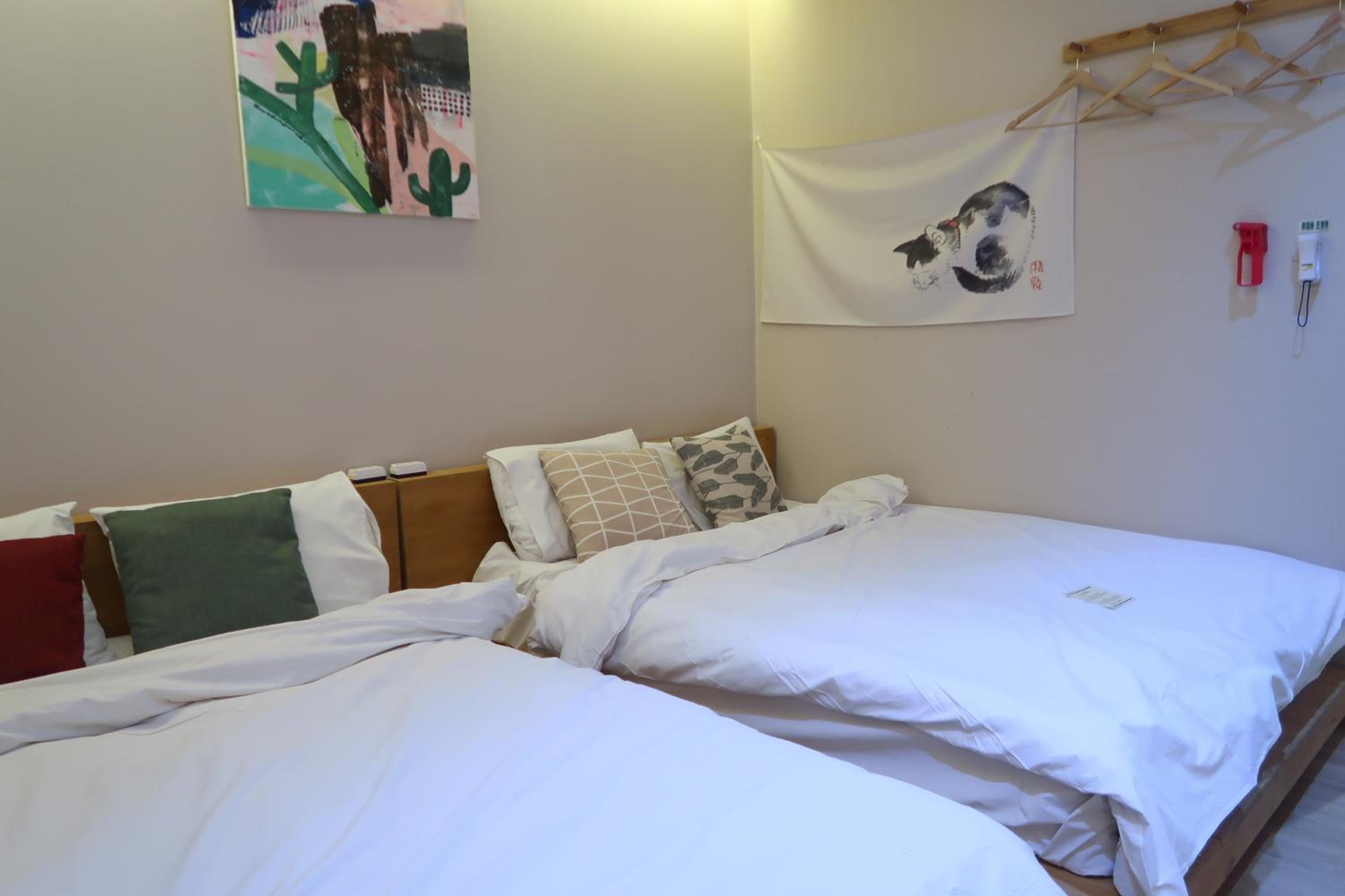 Andong Poong-gyung HOSTEL n LIBRARY